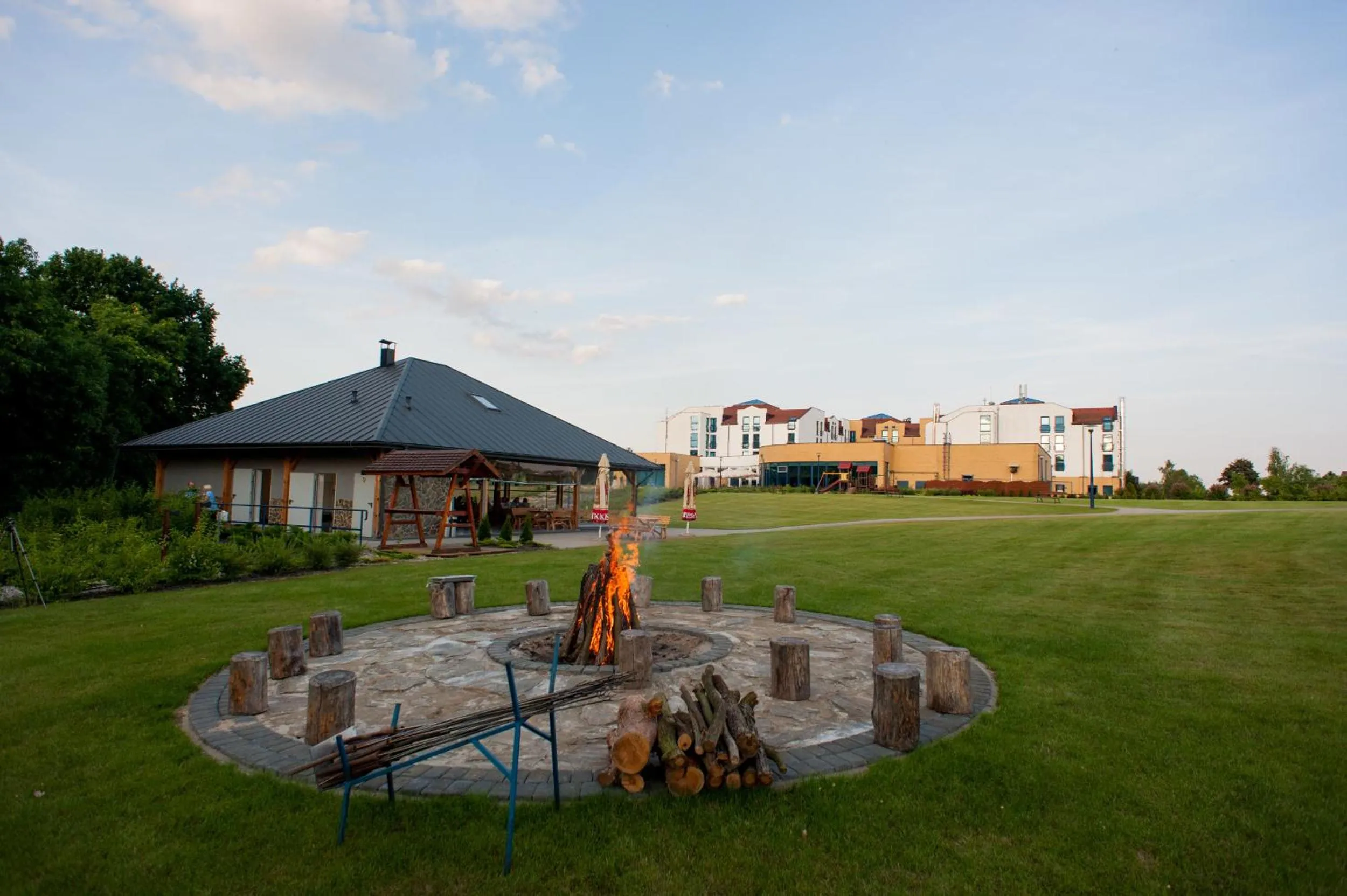 BBQ facilities in Hotel Atut w Licheniu