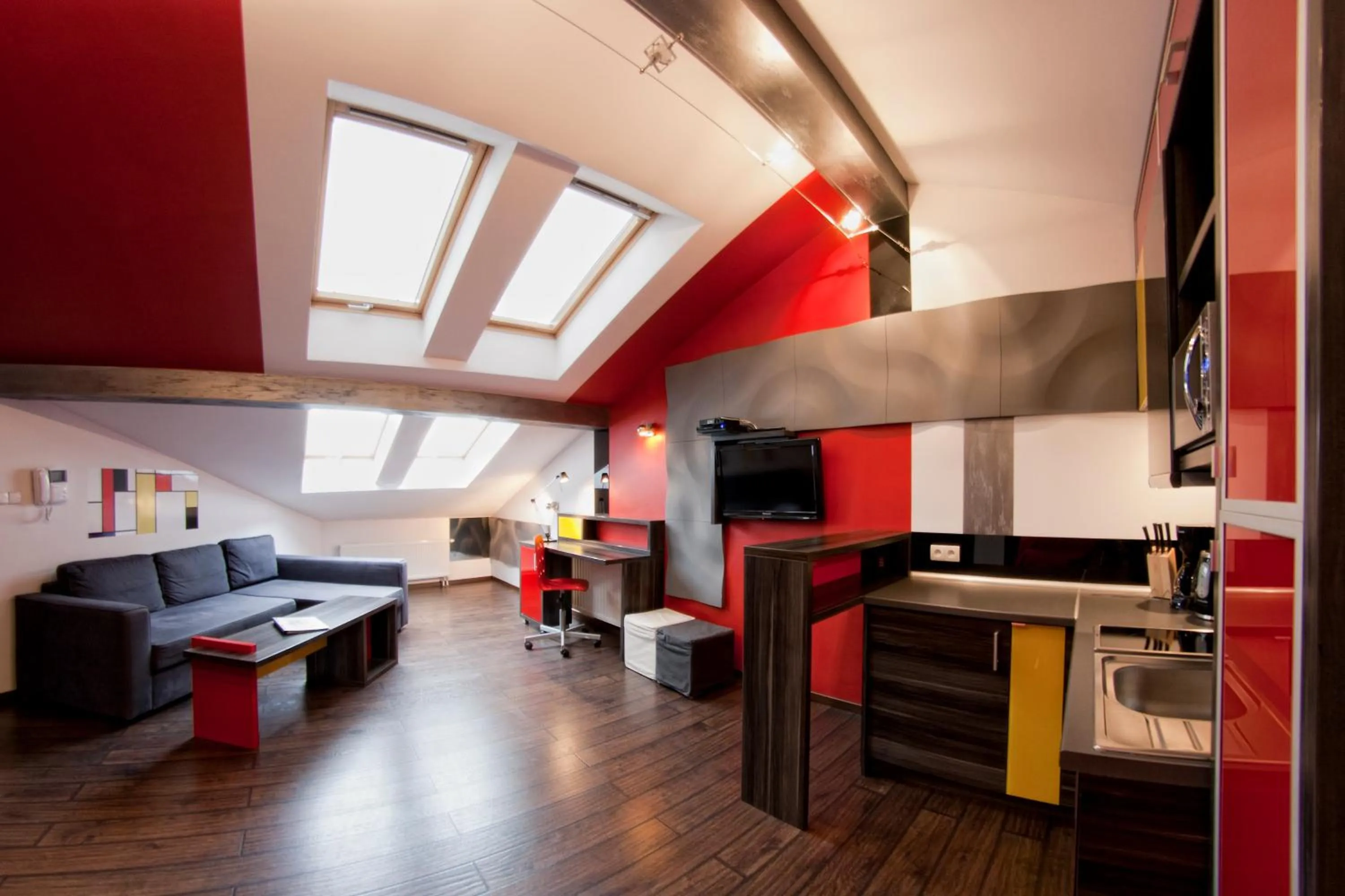 Kitchen or kitchenette in Yourplace Biskupia Old Town Apartments