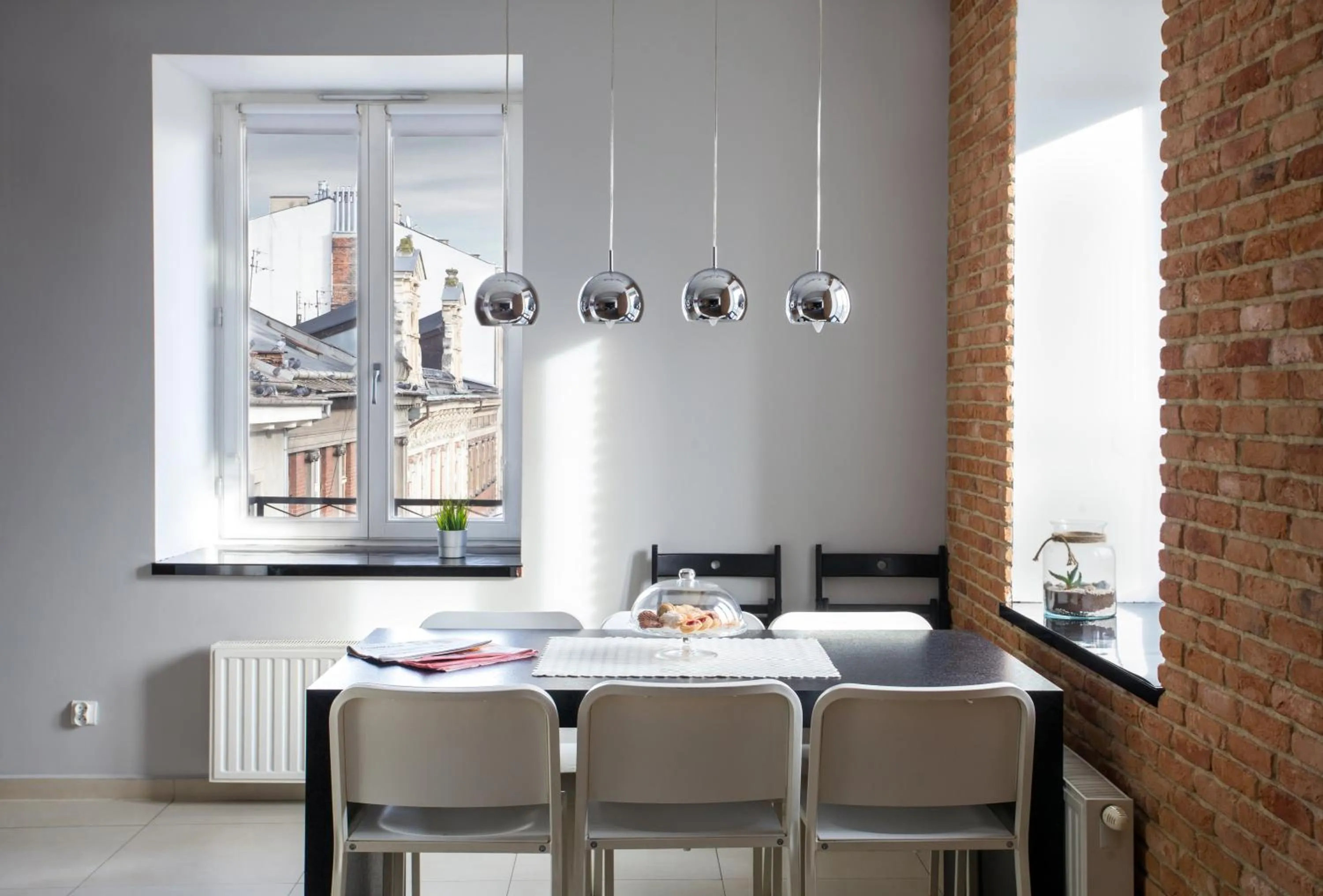 Dining area in Yourplace Biskupia Old Town Apartments