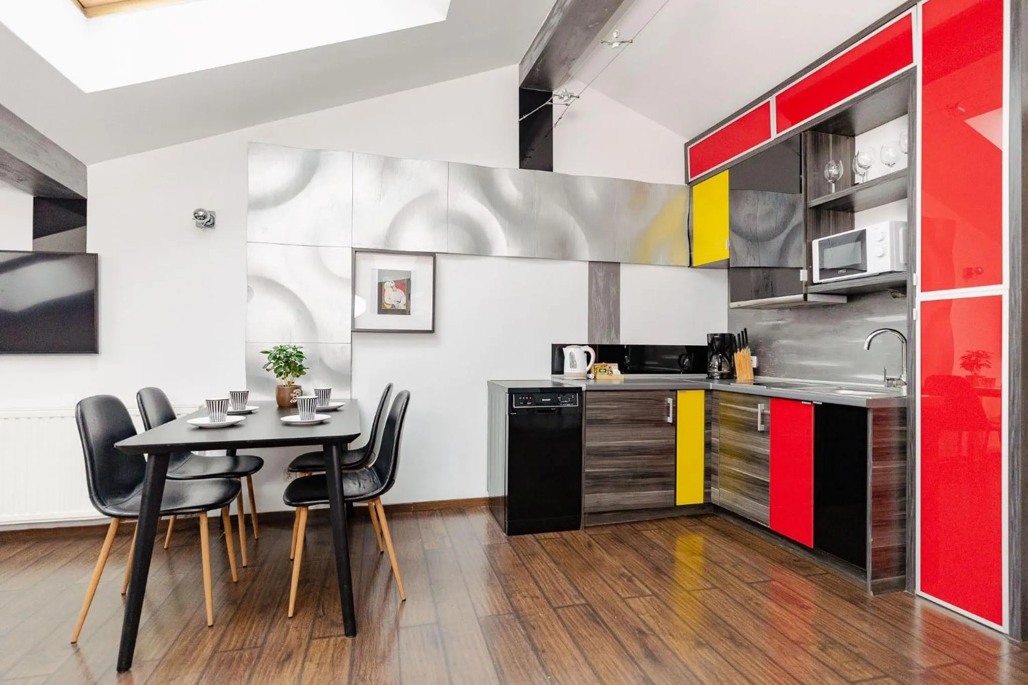 Dining area in Yourplace Biskupia Old Town Apartments