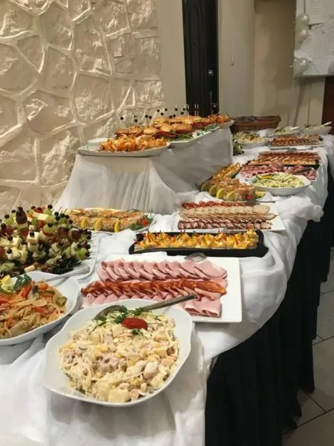 Food and drinks in Hotel Vistula