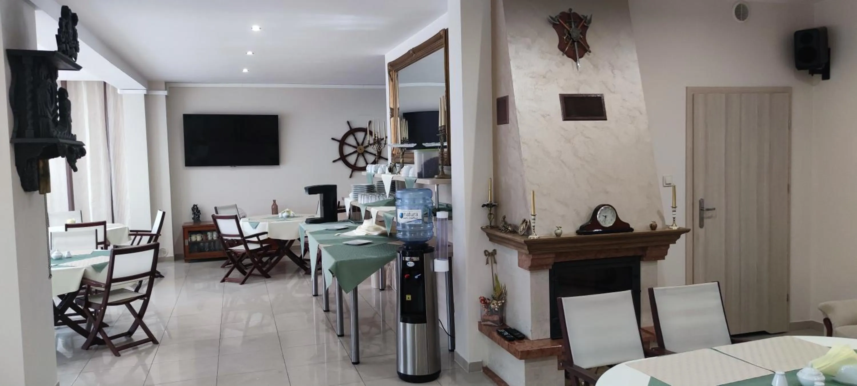 Dining area in Villa Gdańsk