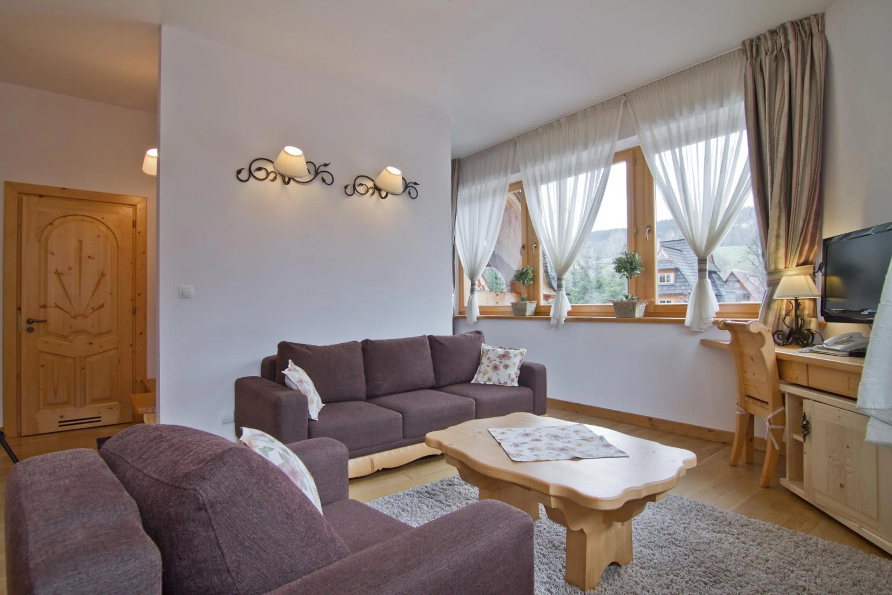 Seating area in Willa Kominiarski Wierch