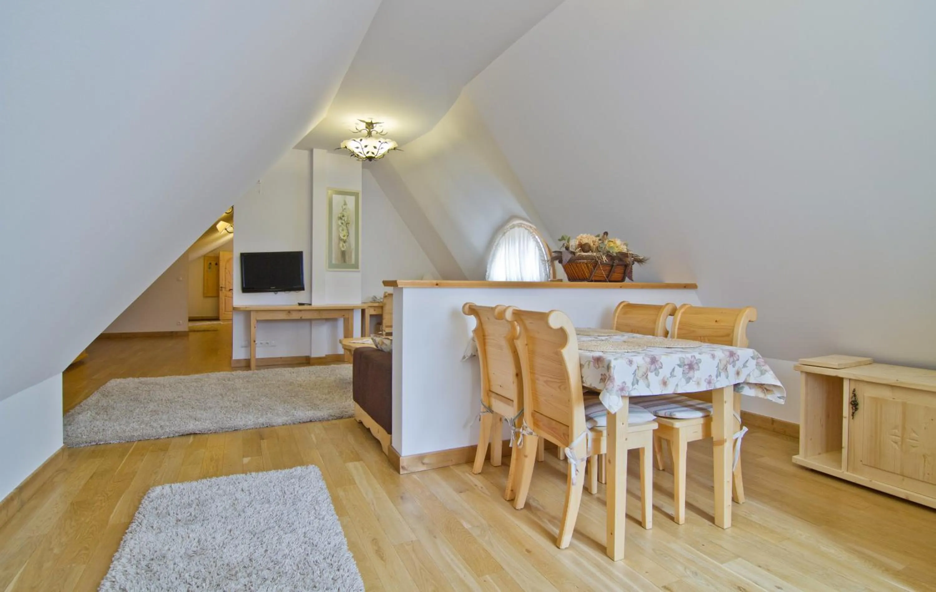 Decorative detail in Willa Kominiarski Wierch