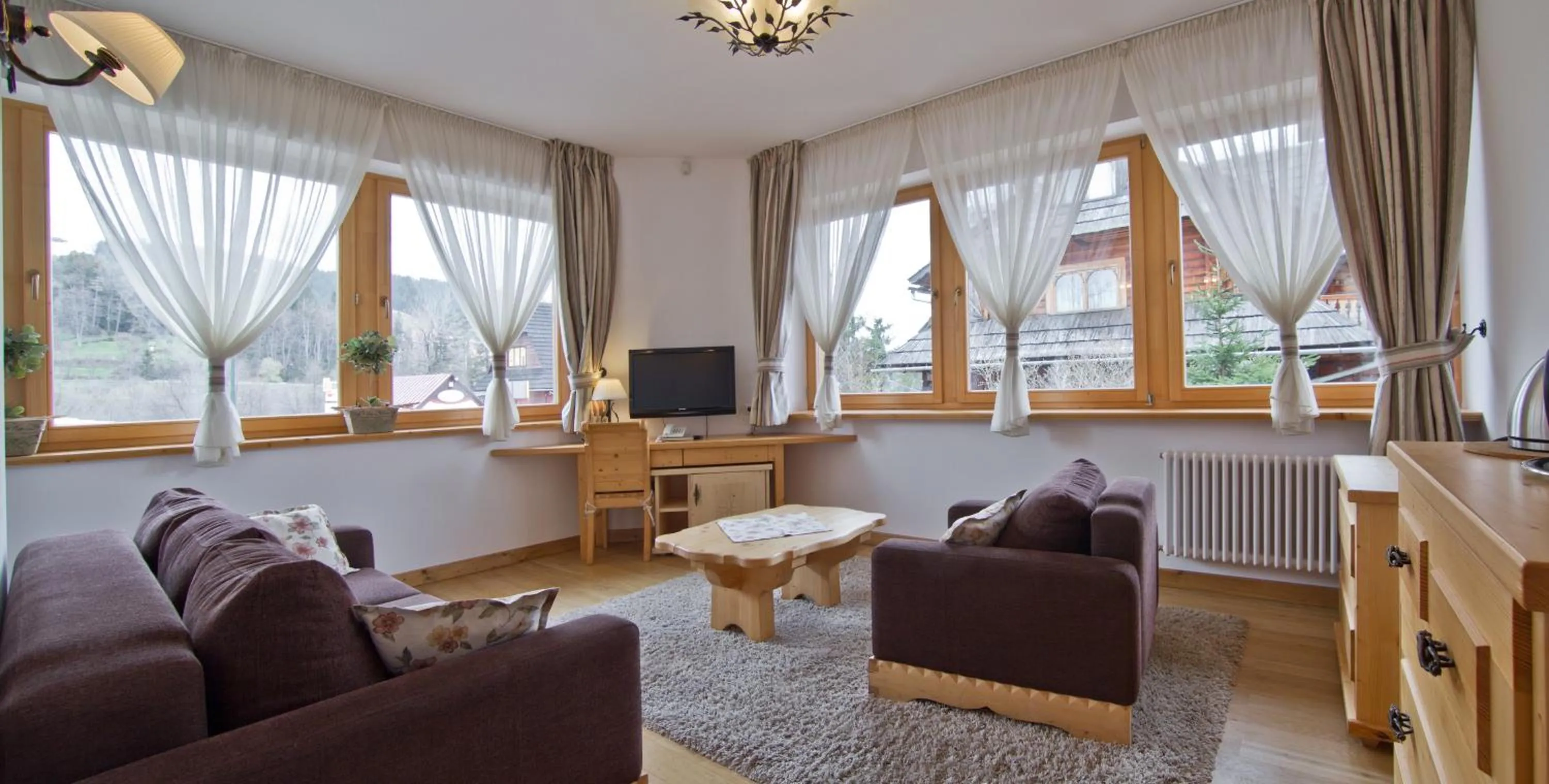 Seating area in Willa Kominiarski Wierch