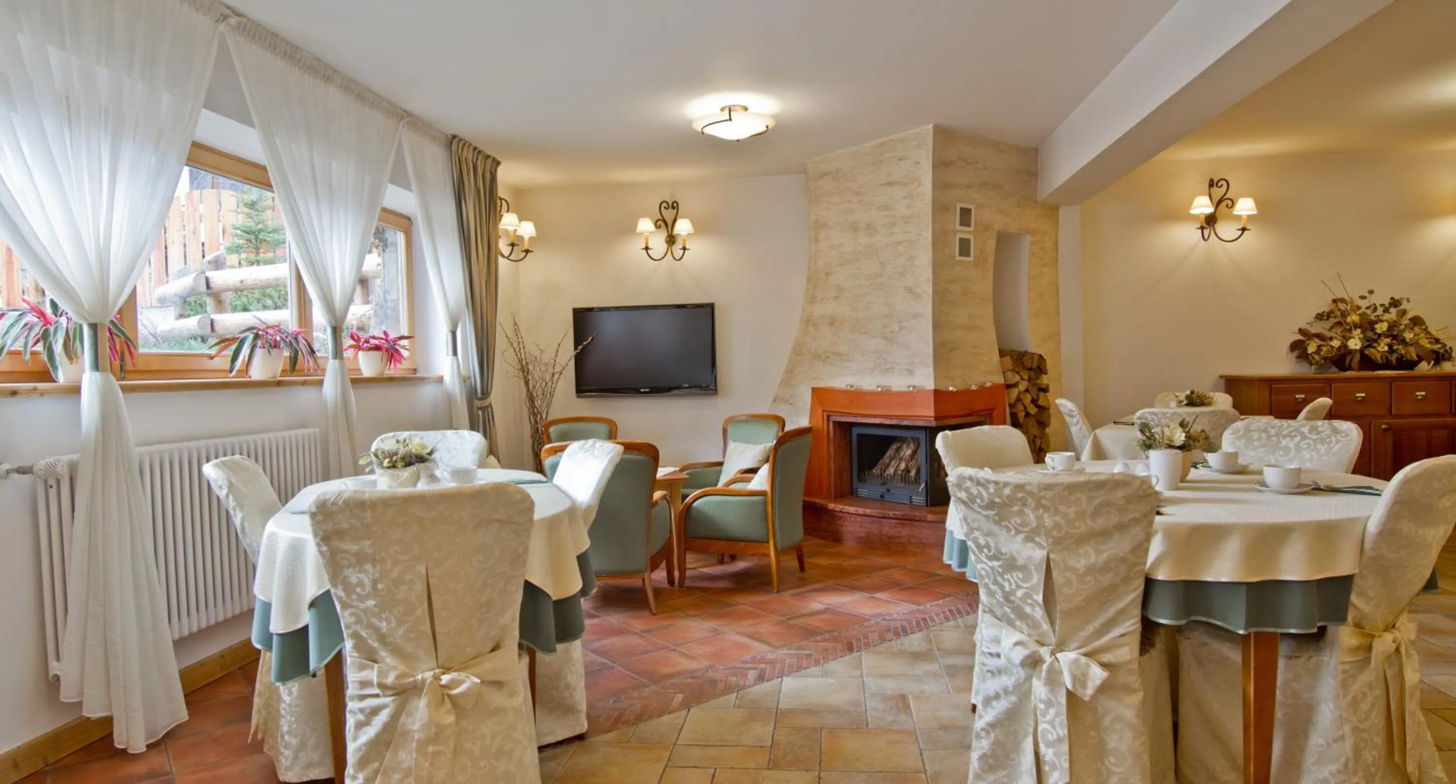 Dining area in Willa Kominiarski Wierch