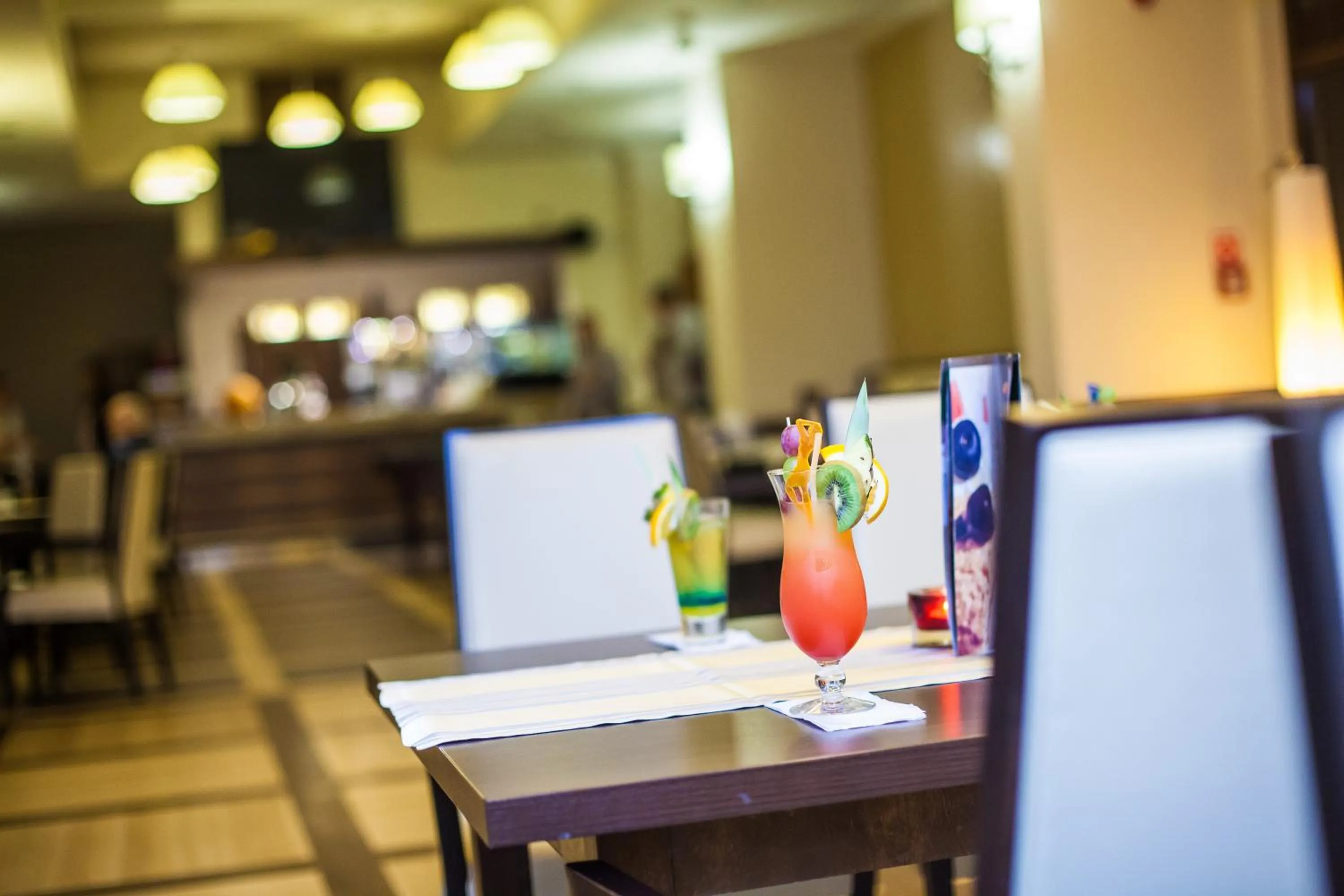 Restaurant/places to eat in Olymp II