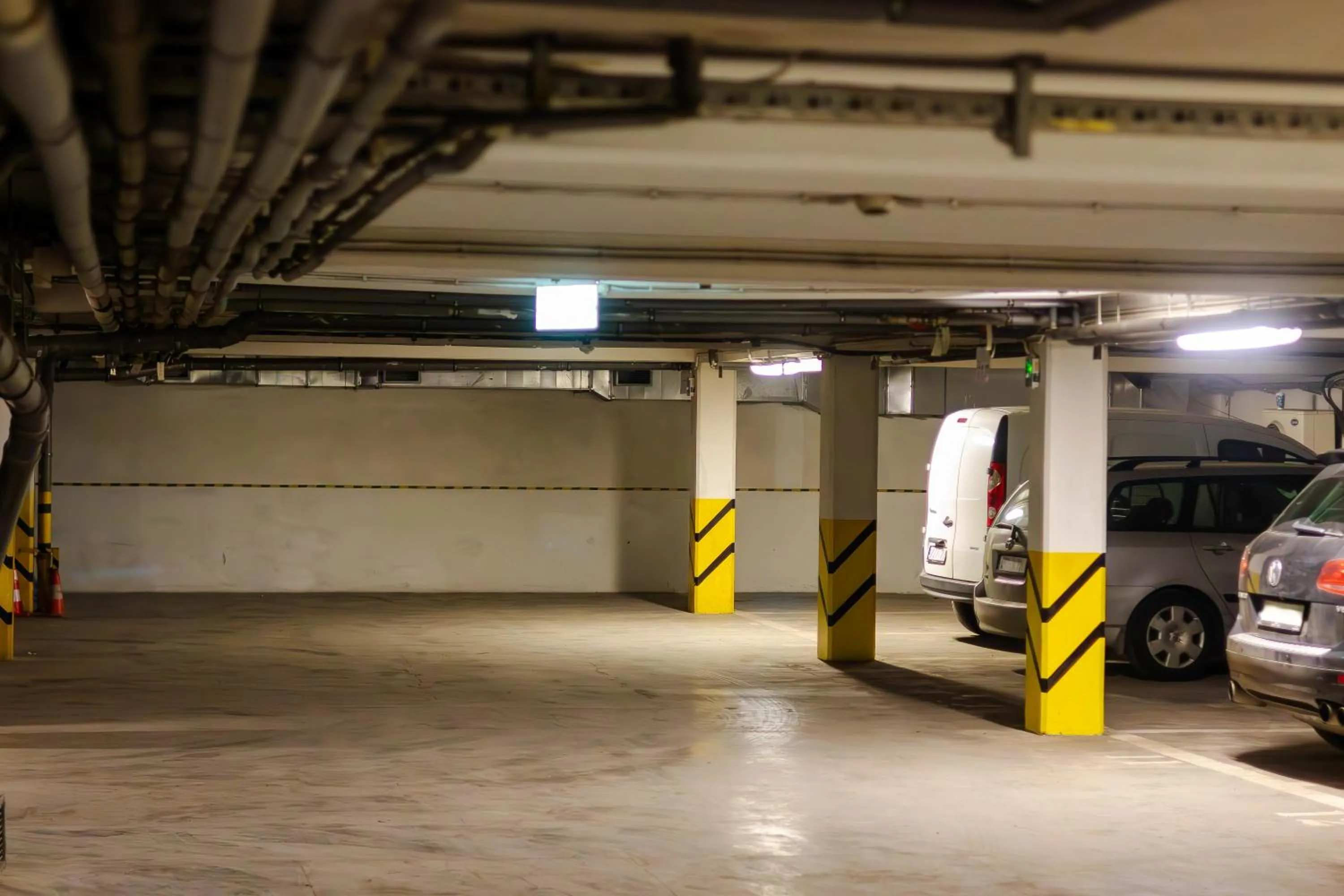 Parking in Hit Hotel