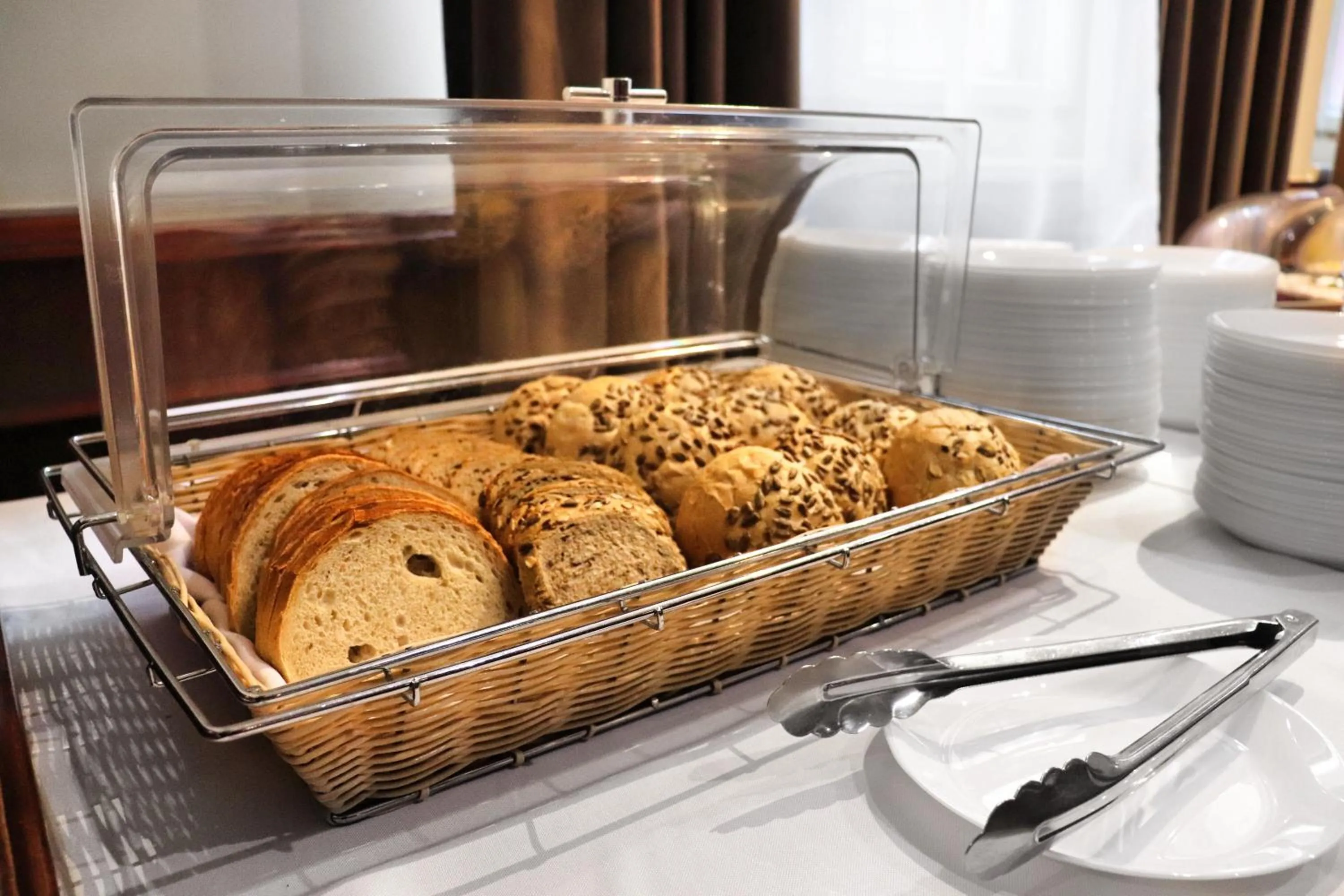 Breakfast in Hotel Lothus