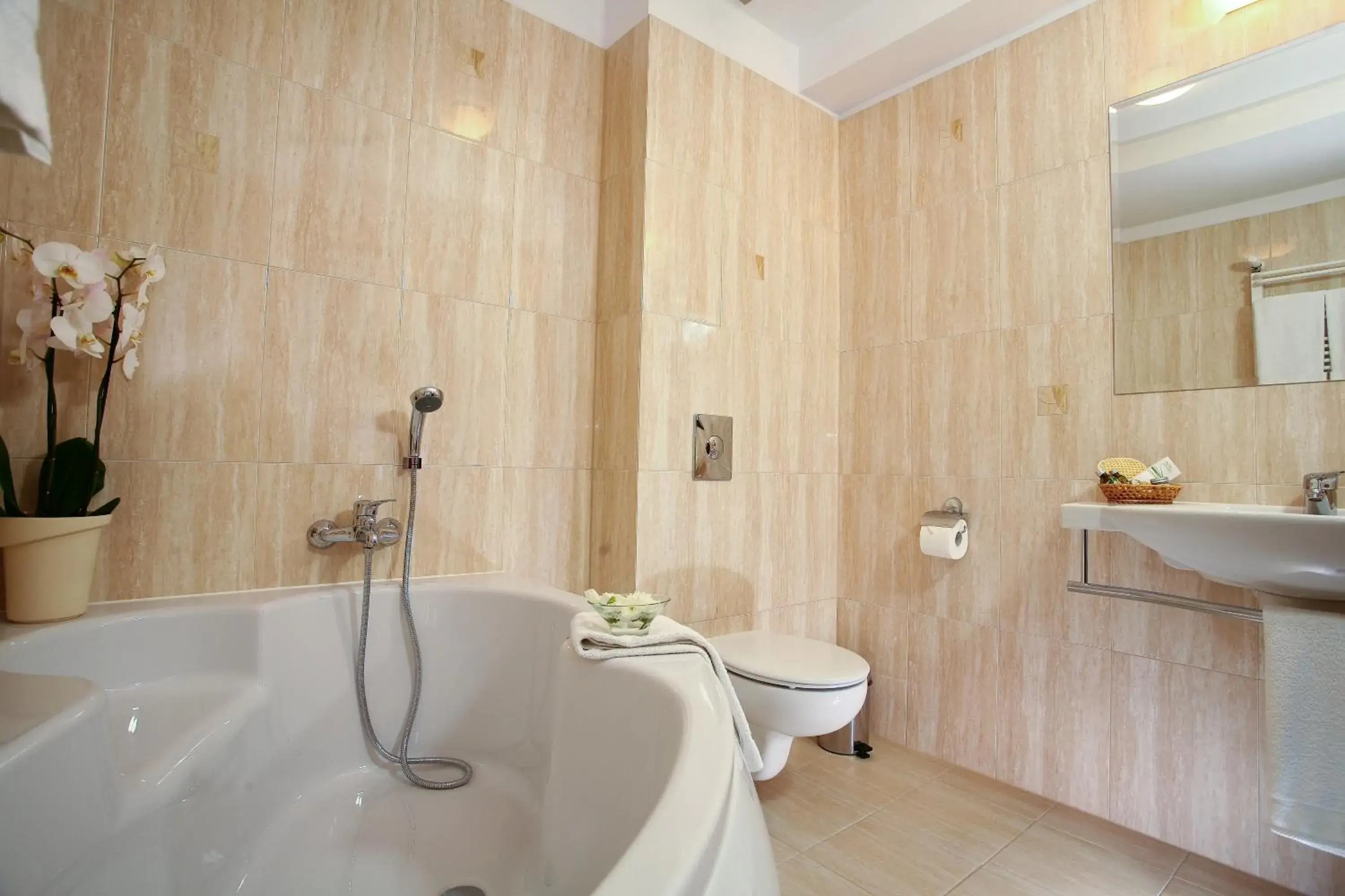 Luxury Double Room in Hotel Duet Centrum Luxury Double Room in Hotel Duet Centrum