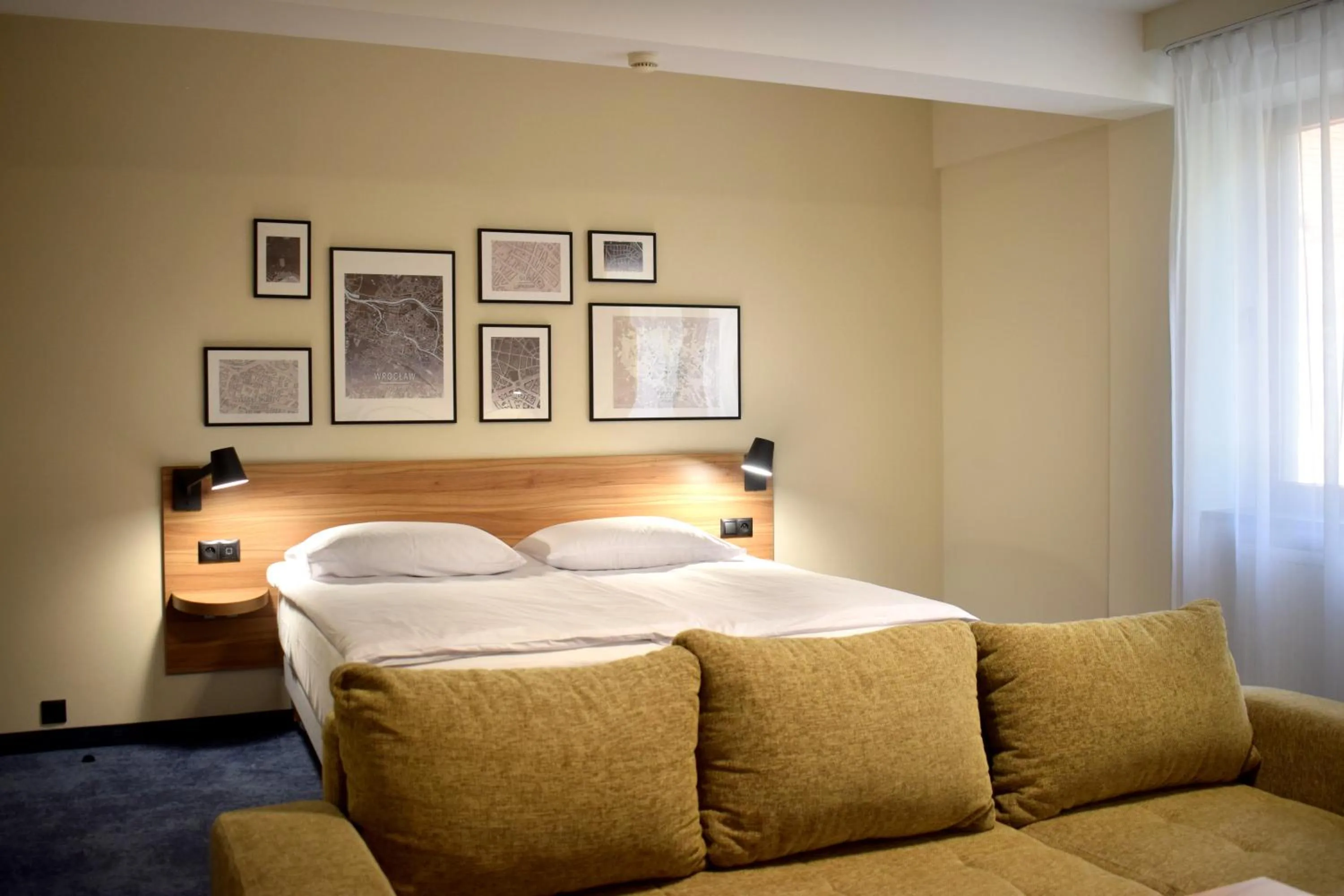 Bed in Tulip Hotels - Wroclaw Centre