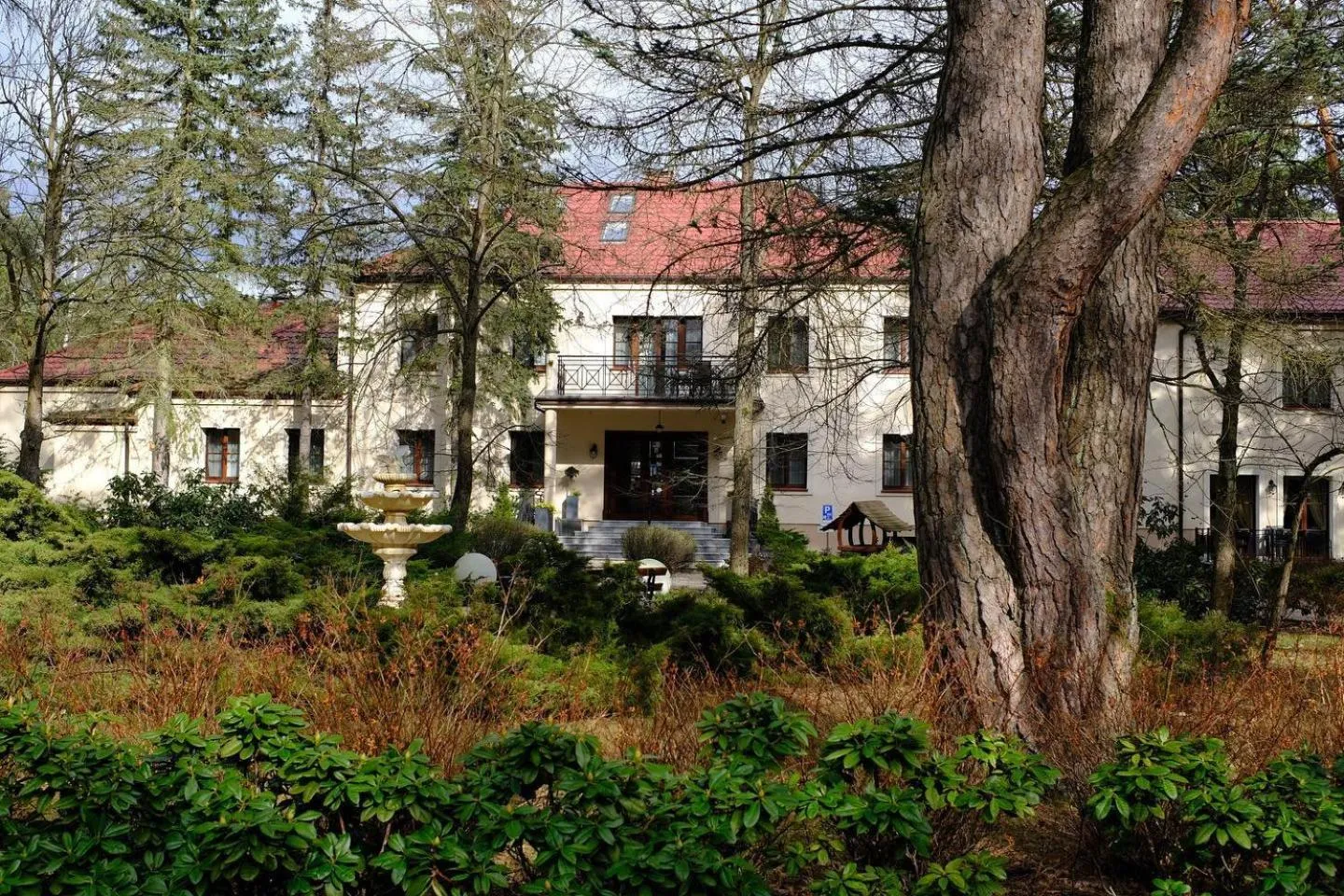 Property building in Park Rekreacyjno-Biznesowy Las Woda