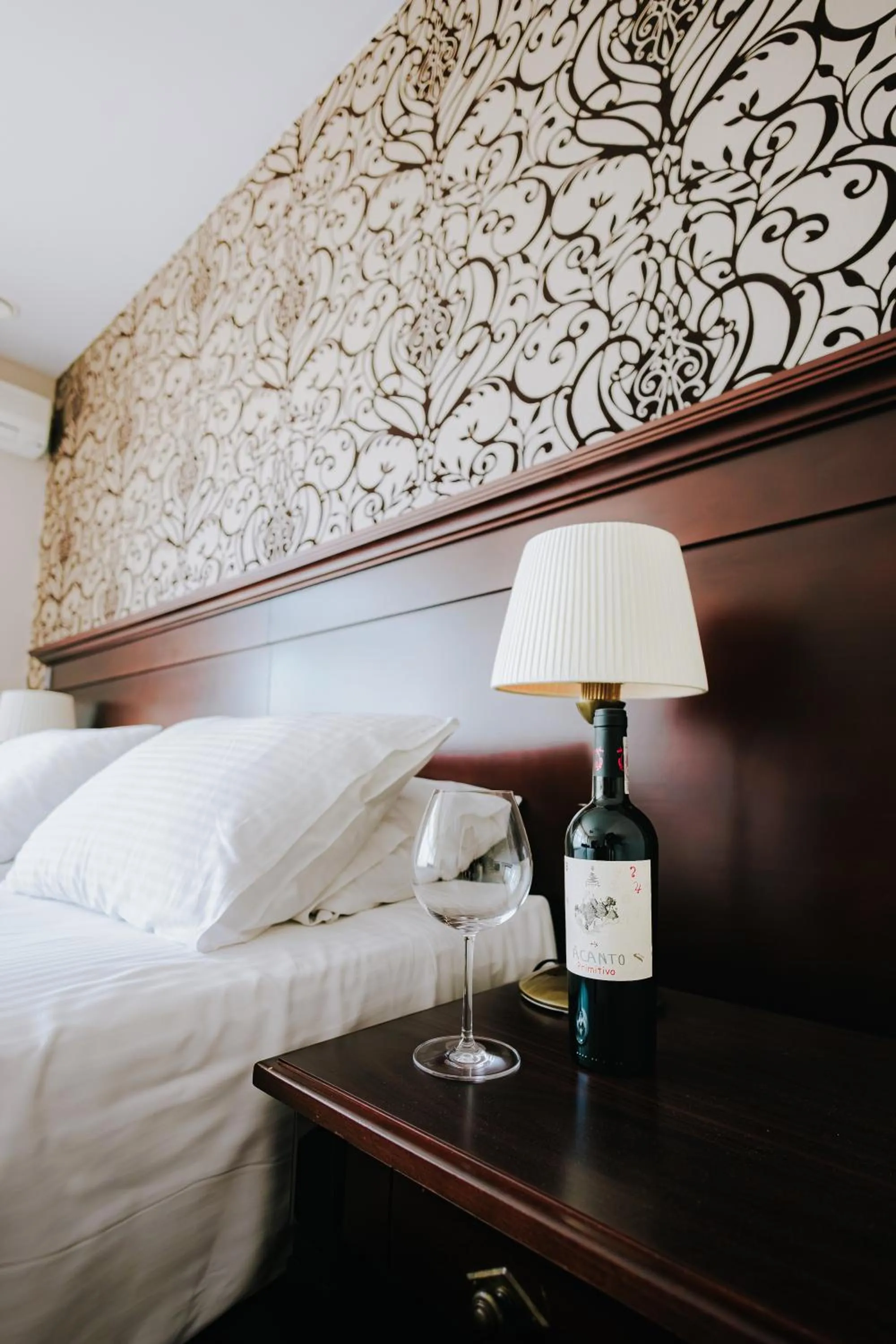 Bed in Hotel Wileński