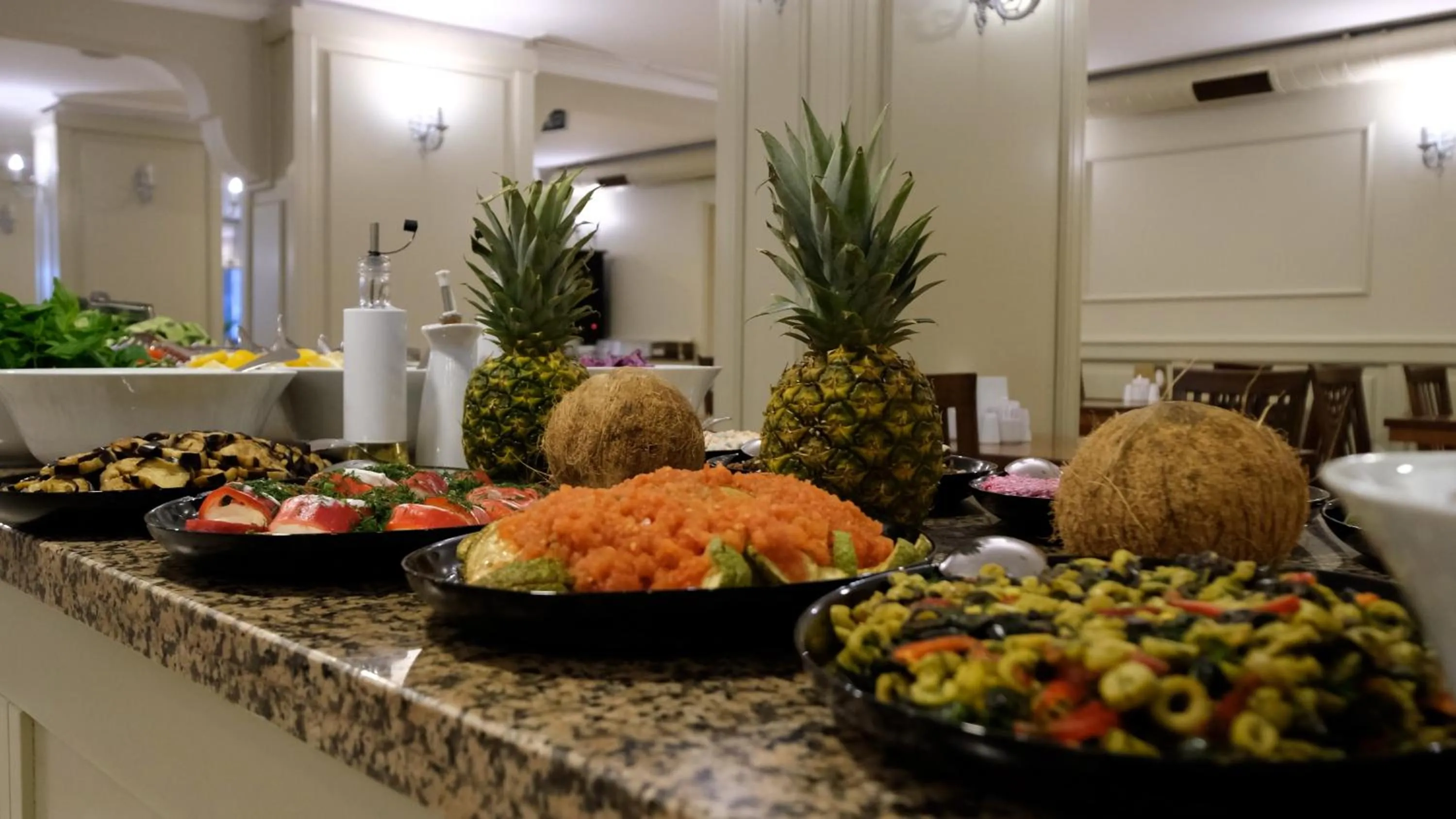 Breakfast in Berr Hotel