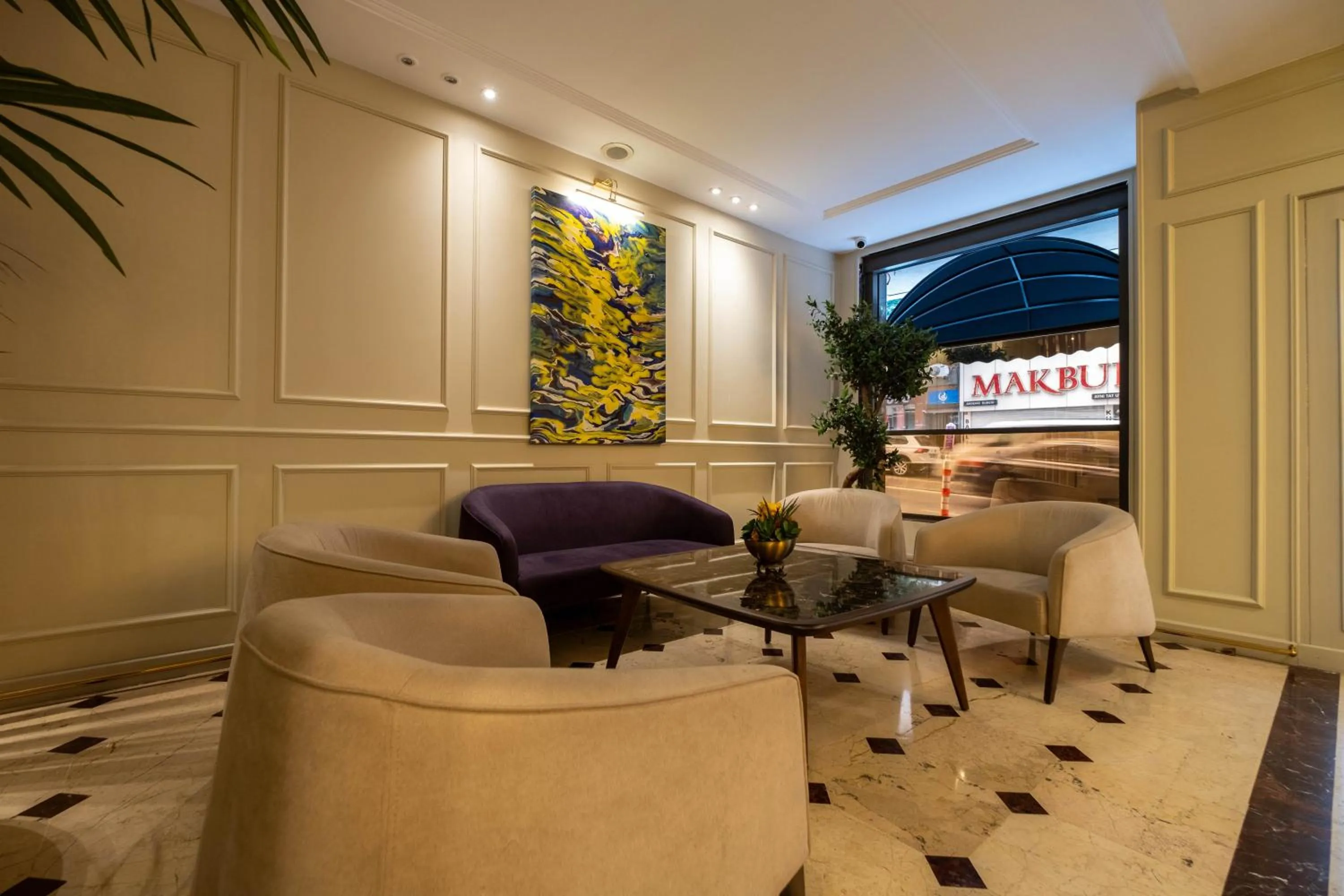 Lobby or reception in Berr Hotel