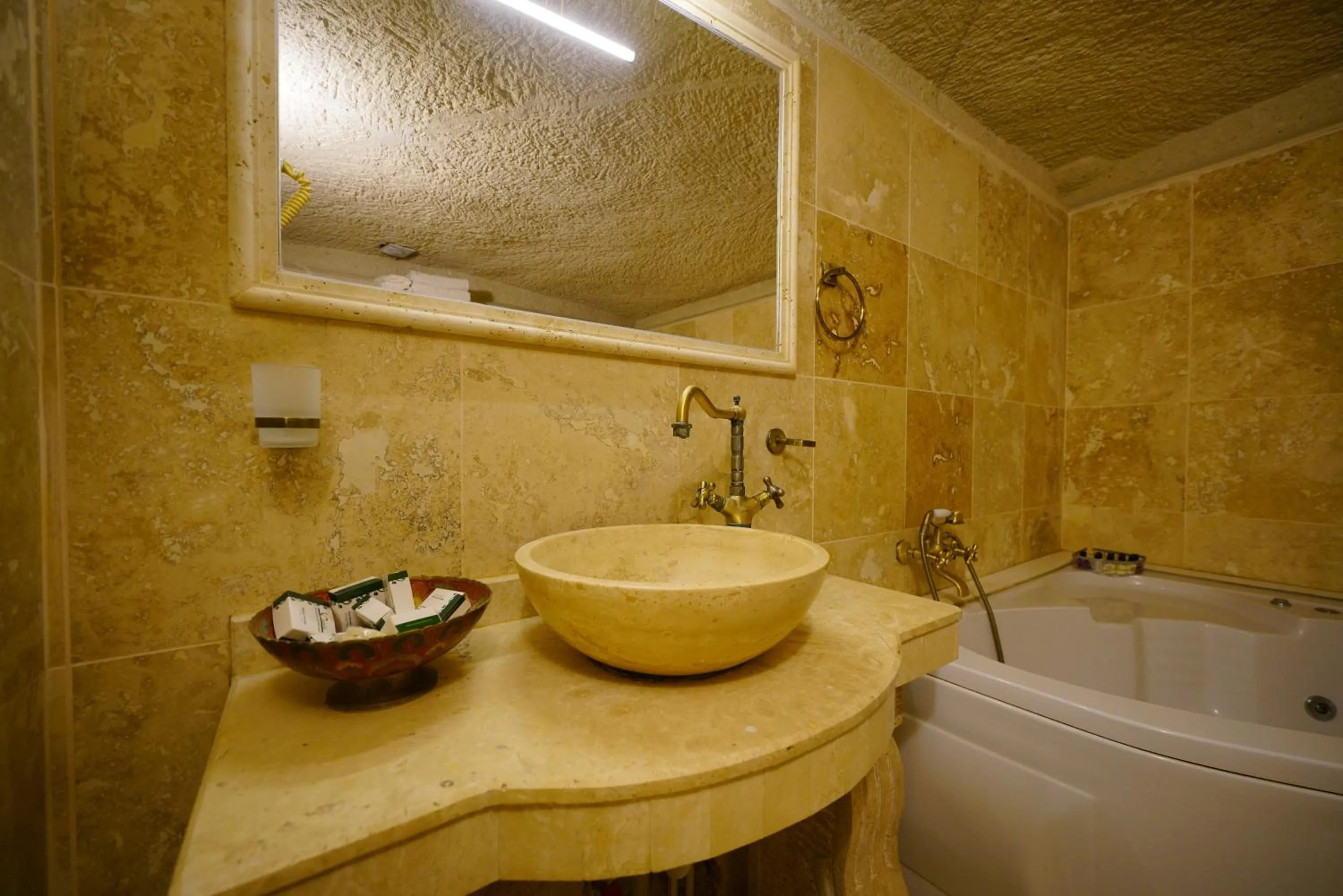 Bathroom in Vezir Cave Suites