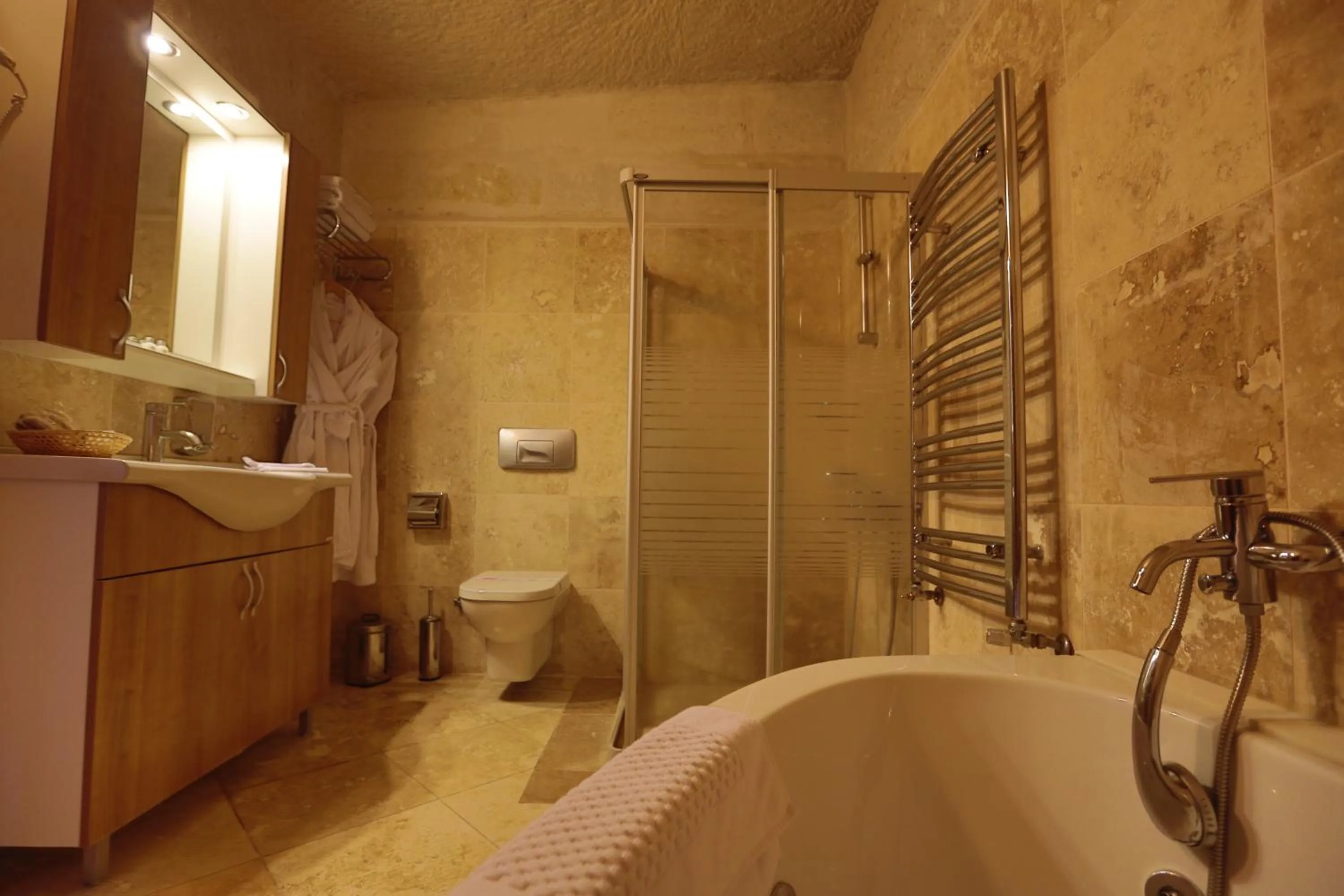 Bathroom in Vezir Cave Suites