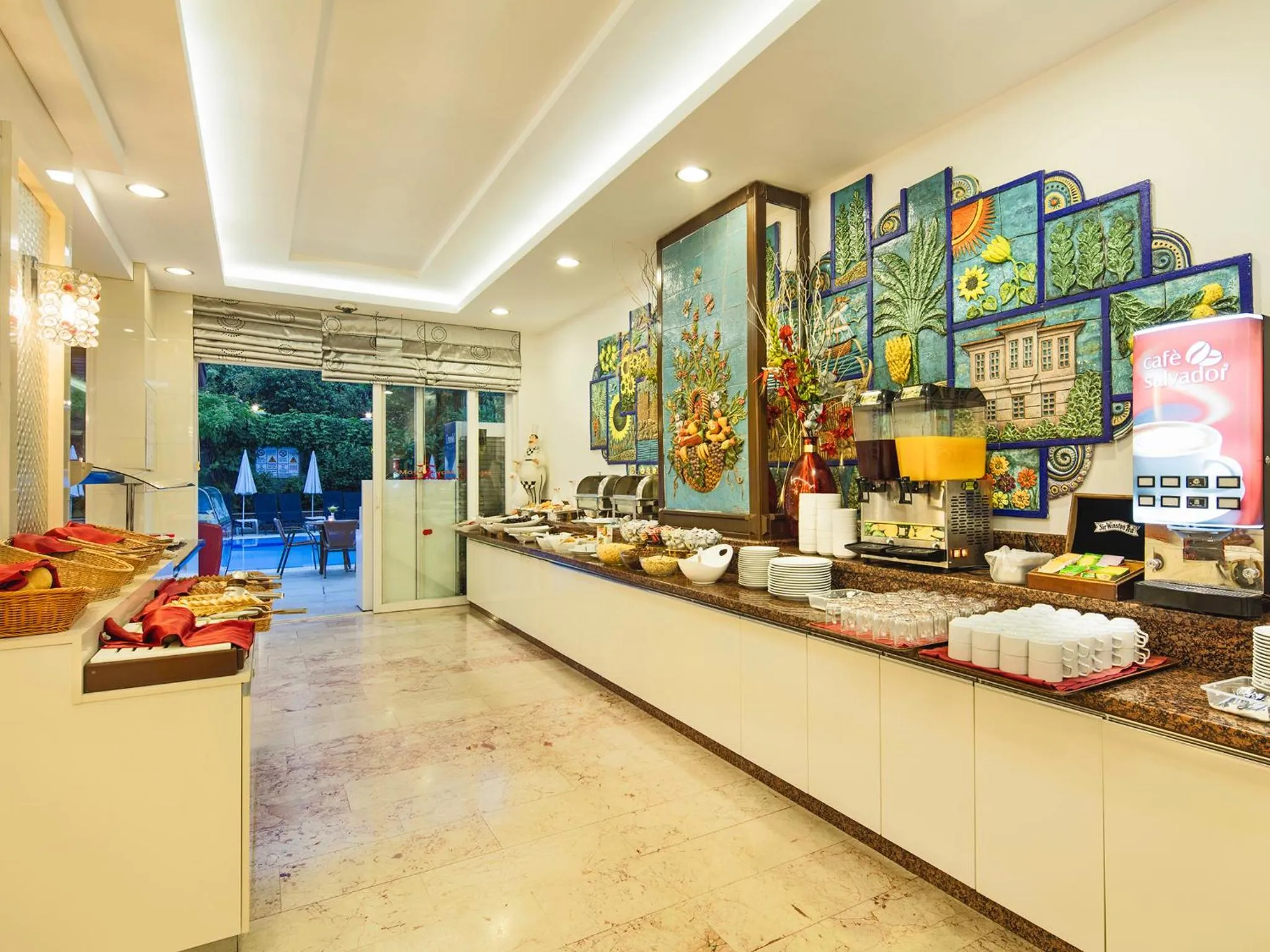 Buffet breakfast in May Flower Apart Hotel