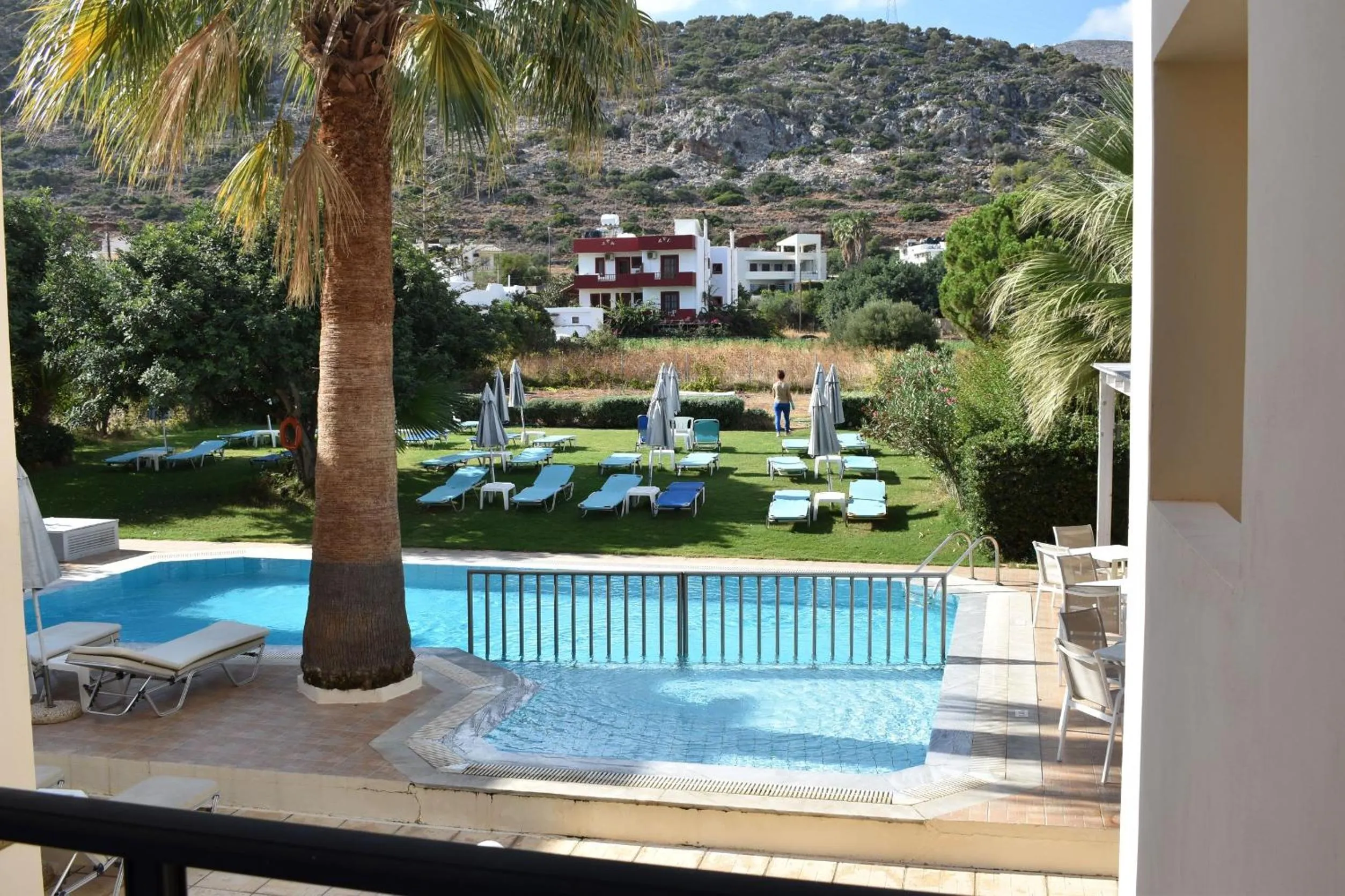 Garden in Sunshine Studios & Apartments