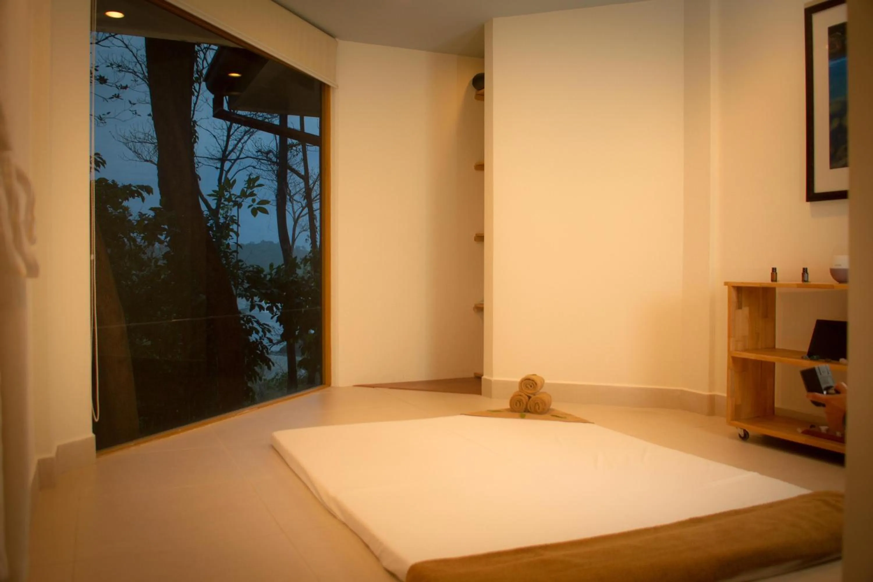 Other, Bed in Arenas Del Mar Beachfront & Rainforest Resort Member of the Cayuga Collection