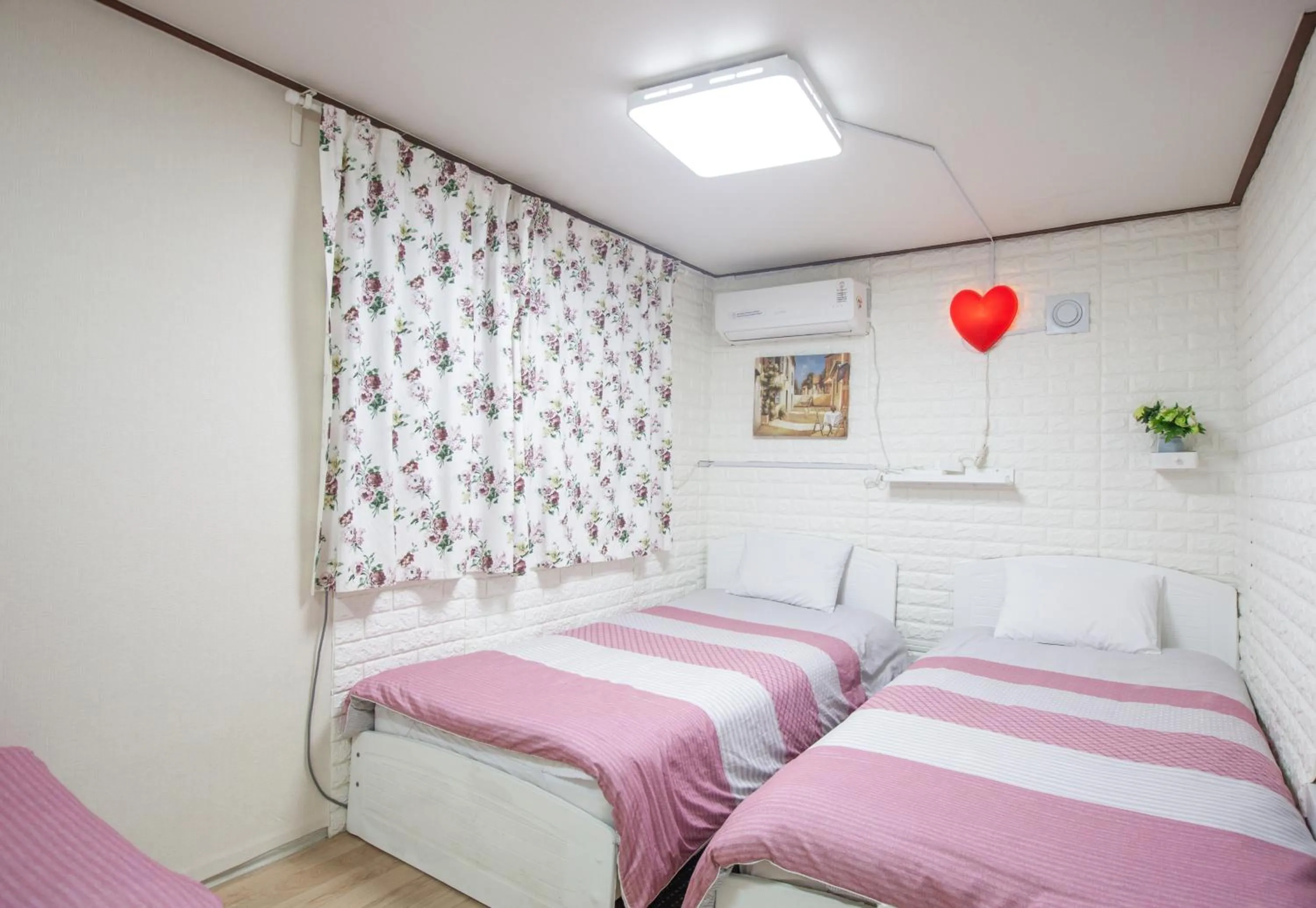 Bedroom, Bed in Jeong House