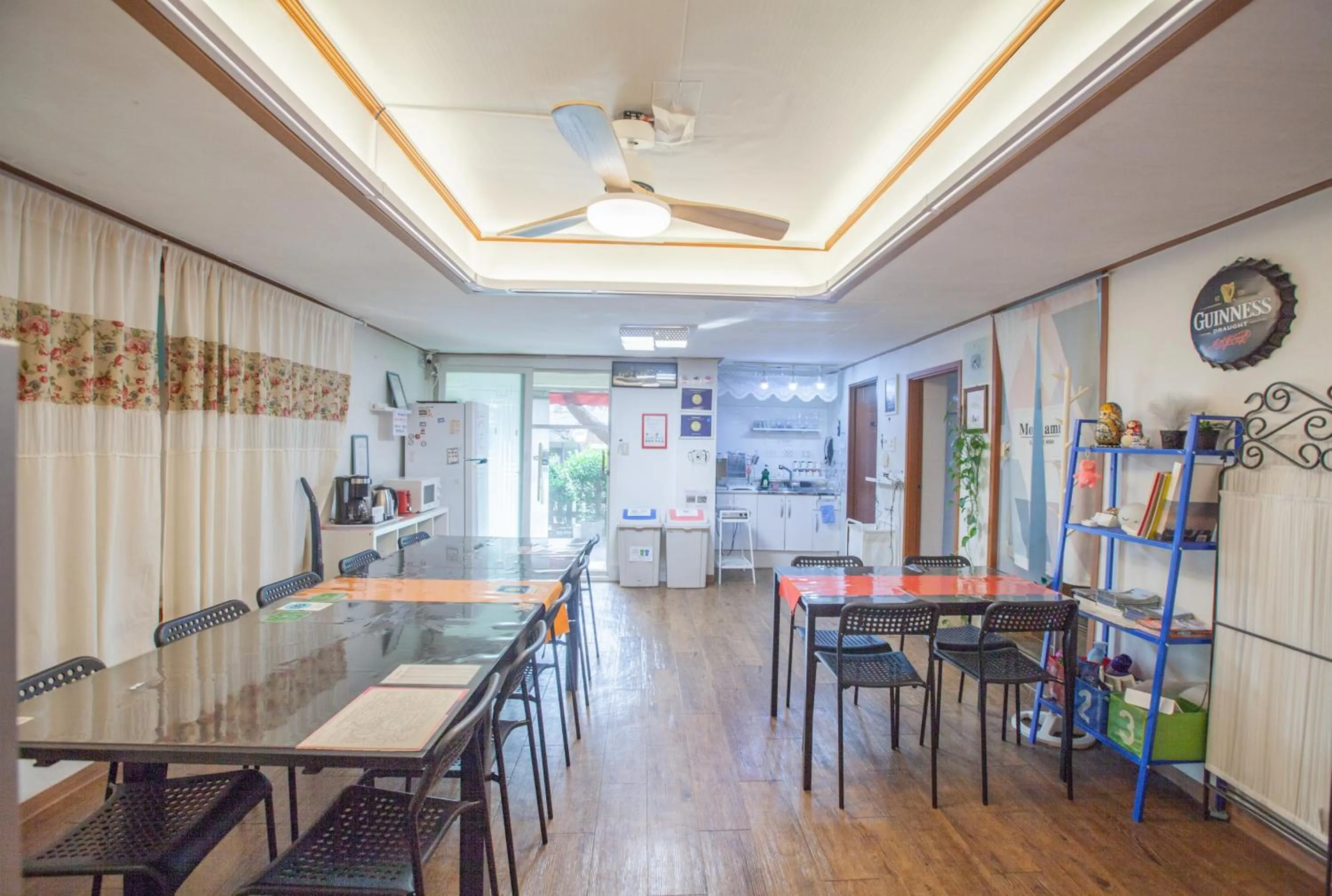 Living room in Jeong House
