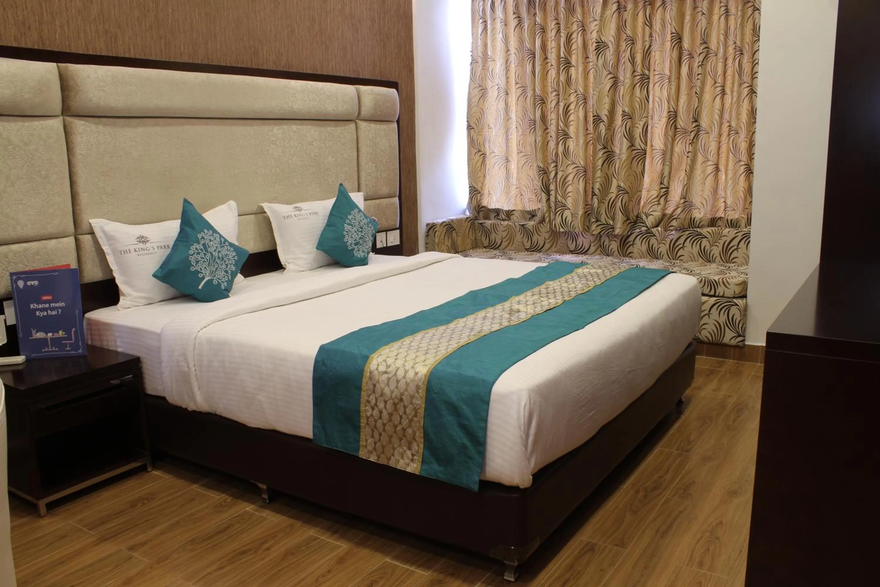 Bed in The Kings Park Residency