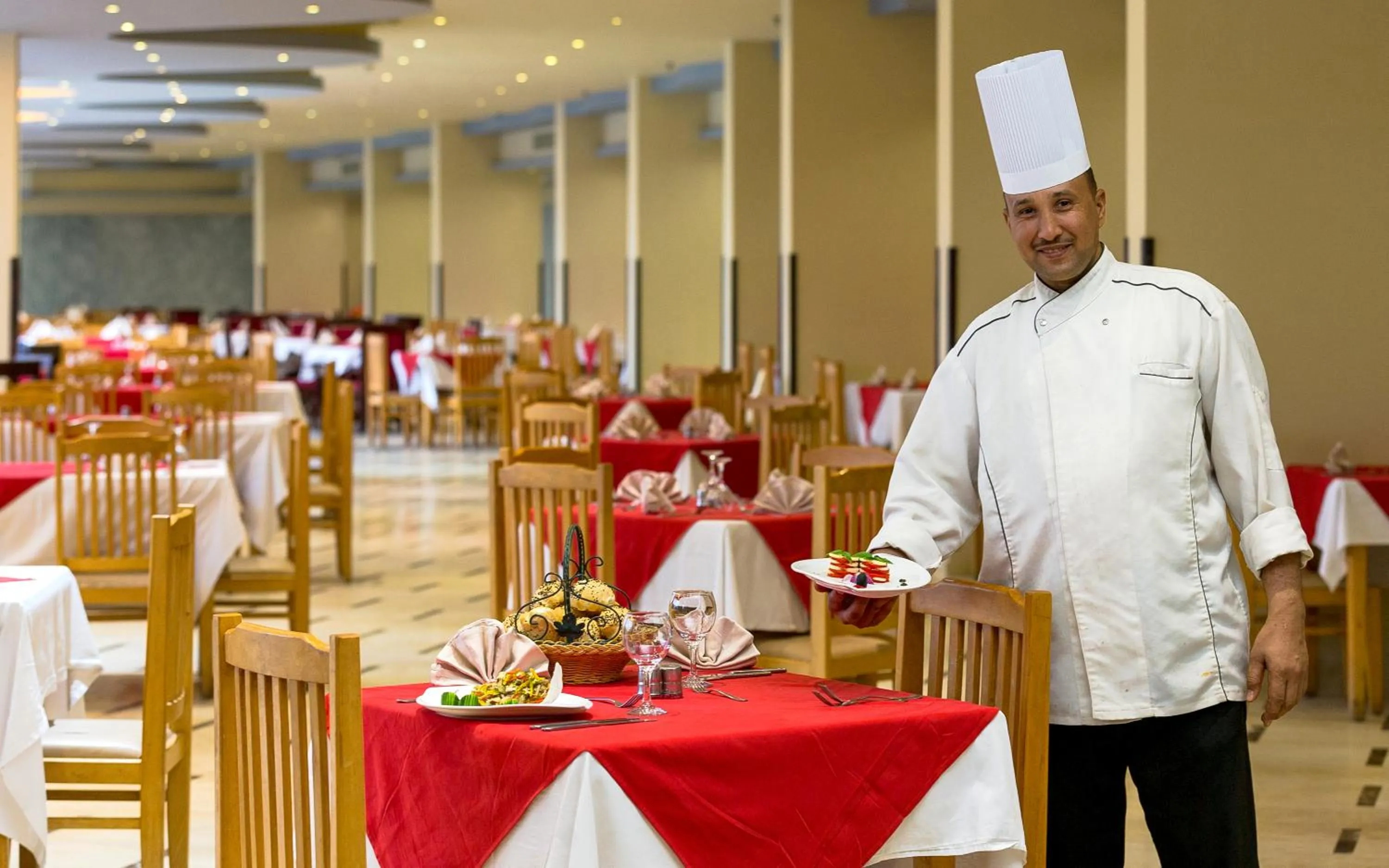 Restaurant/Places to Eat in Hawaii Caesar Palace Aqua Park - Families and Couples Only