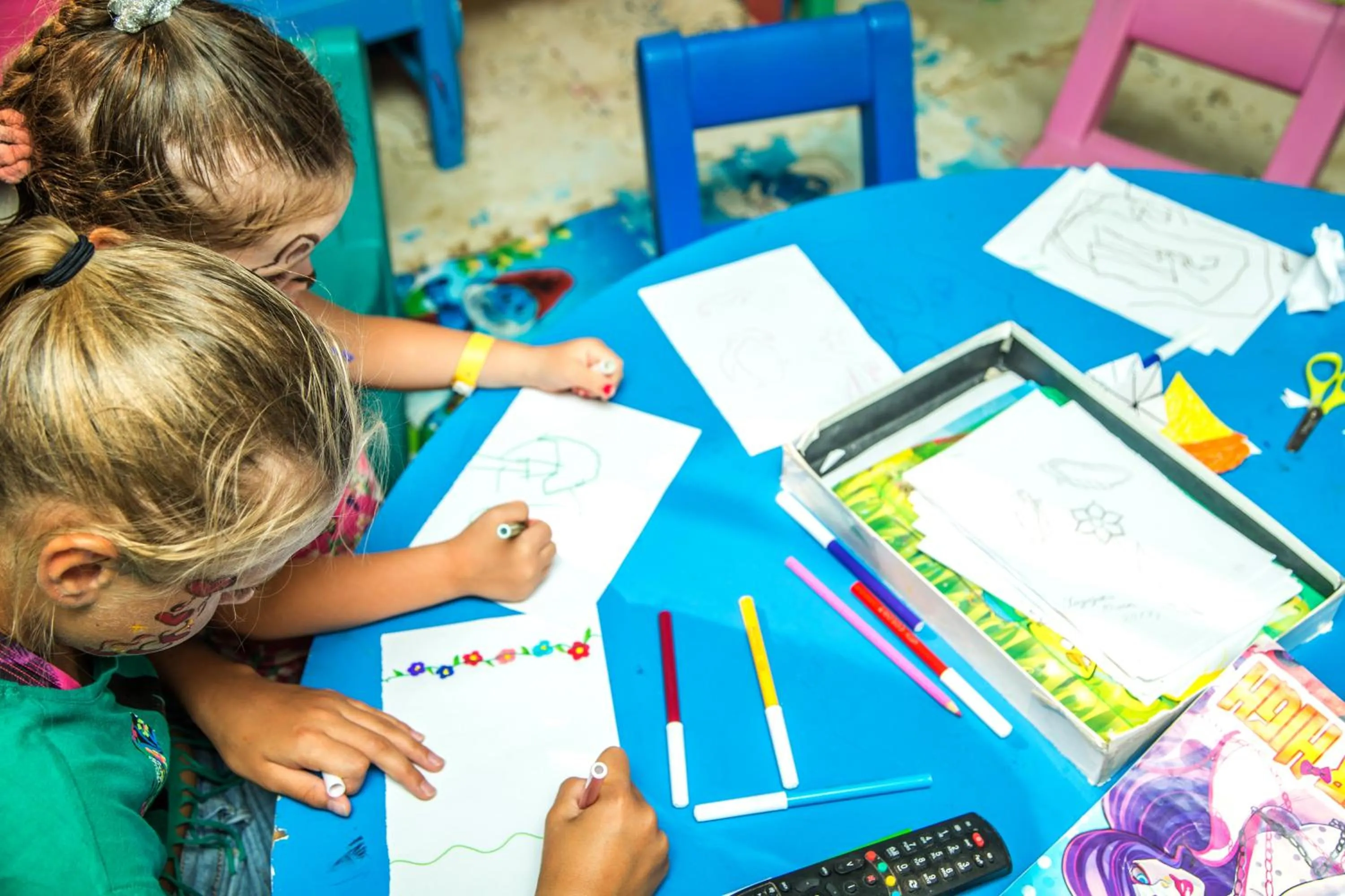Children in Hawaii Caesar Palace Aqua Park - Families and Couples Only