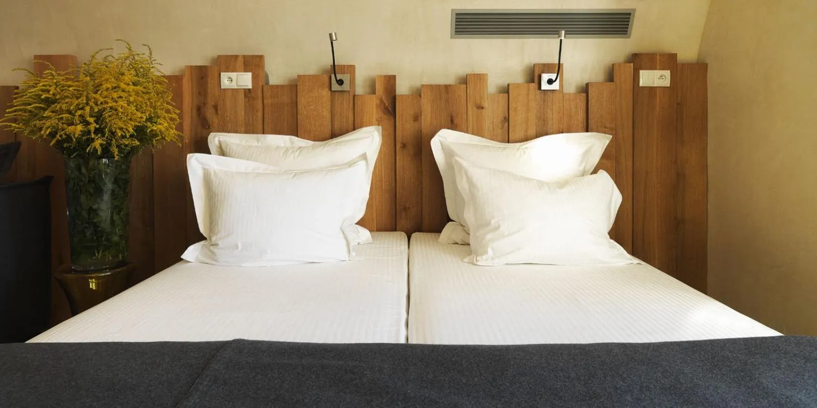 Bed in HOT_elarnia Hotel & Spa