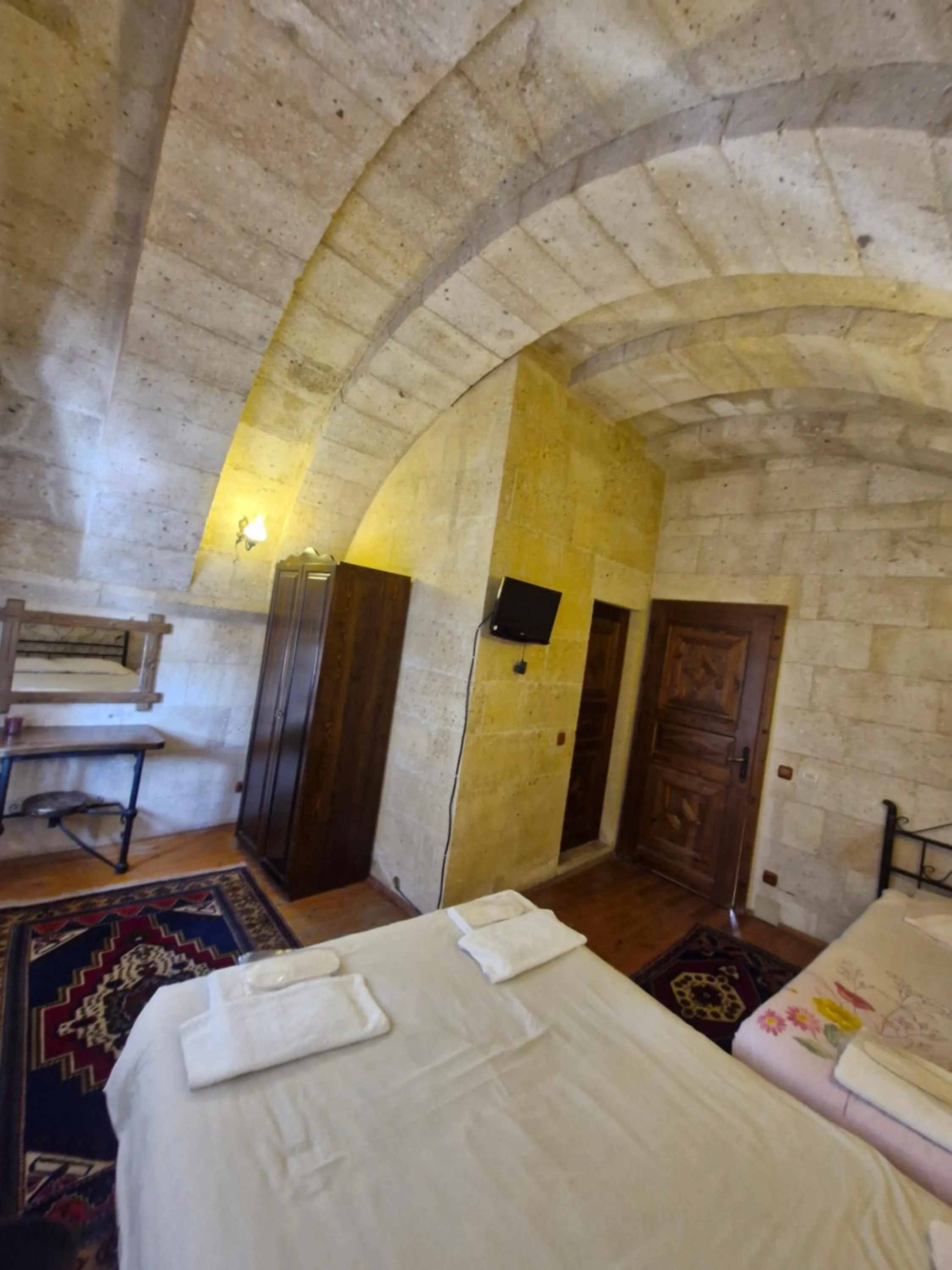 Bed in Nature Park Cave Hotel