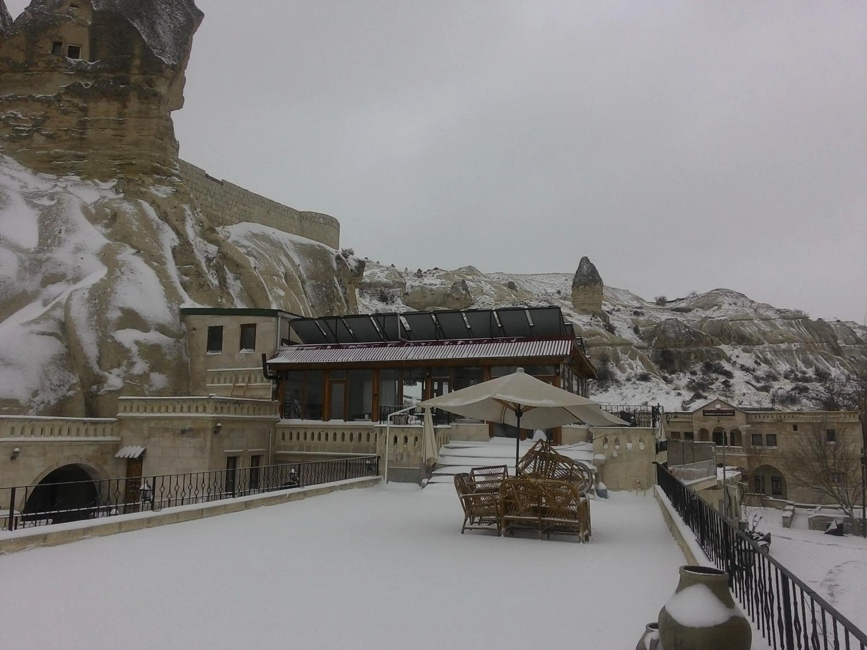 Winter in Nature Park Cave Hotel