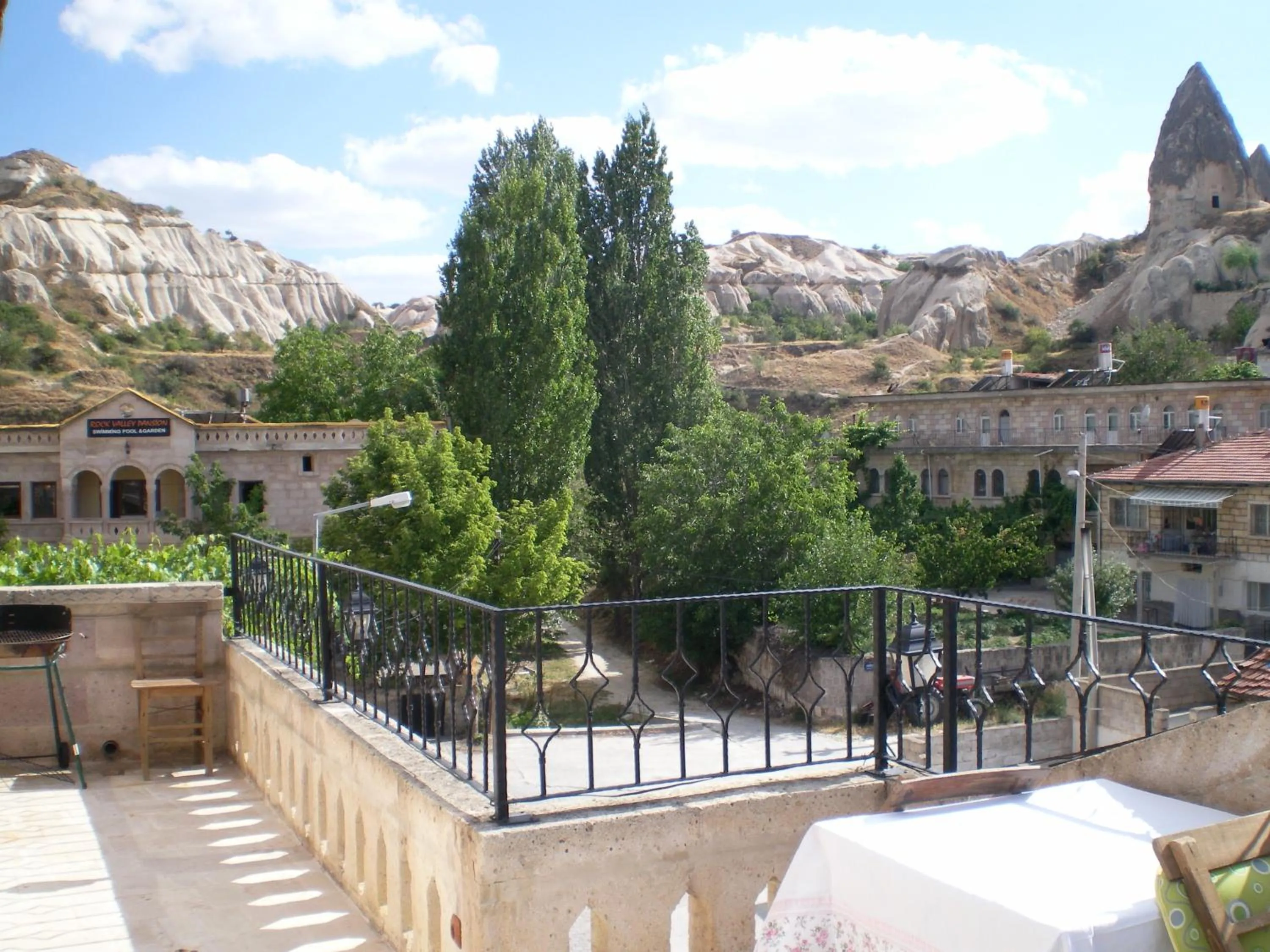 Mountain view in Nature Park Cave Hotel