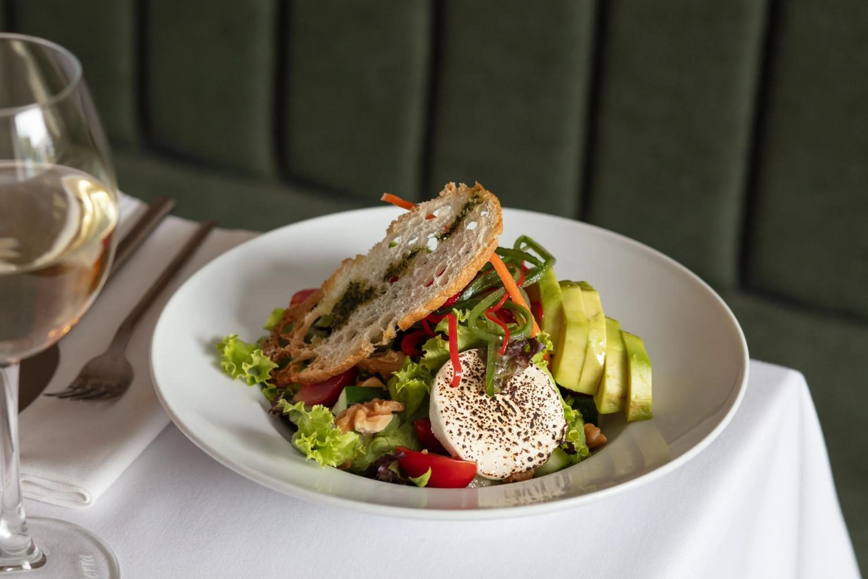 Restaurant/places to eat in Delta Hotels Istanbul West