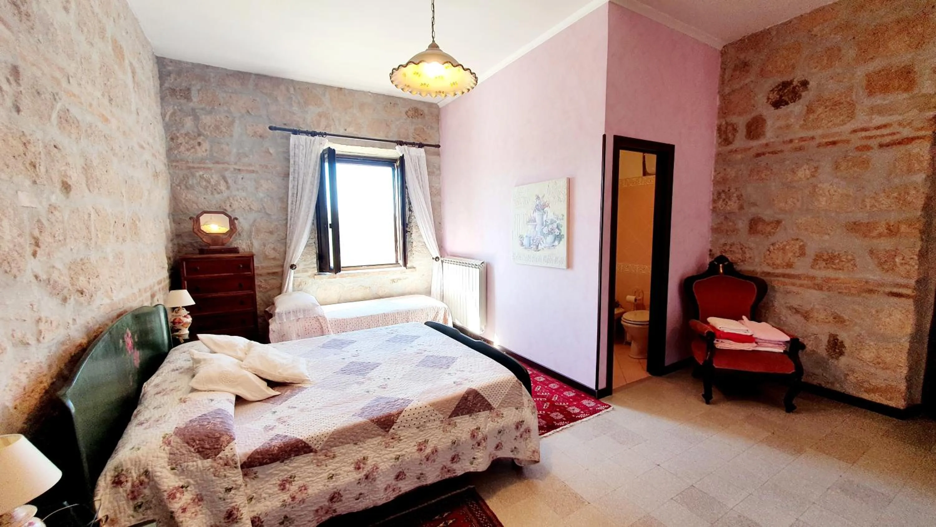 Photo of the whole room, Bed in AGRITURISMO iL PIOPPETO