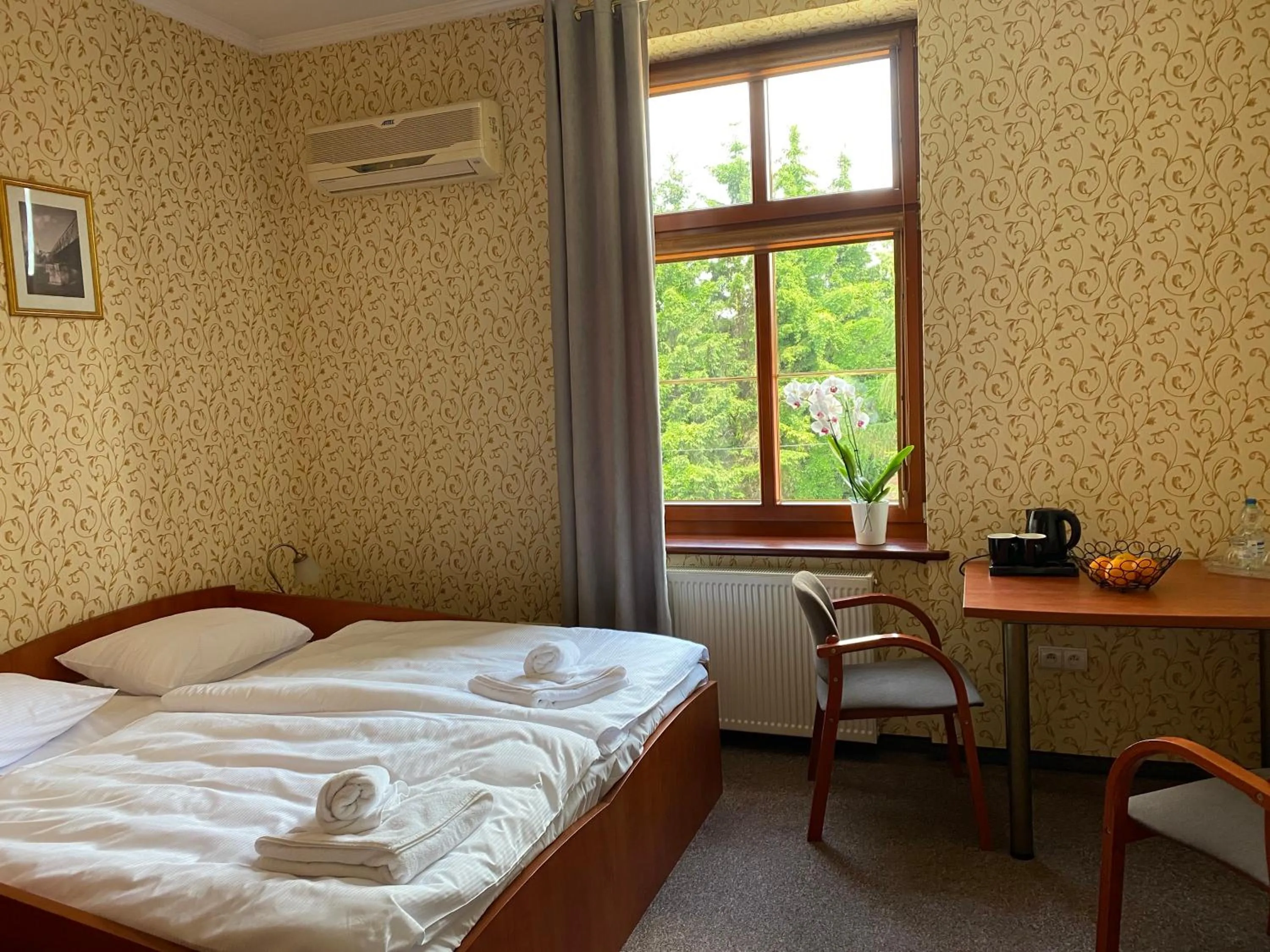 Bed in Hotel i Restauracja Castle