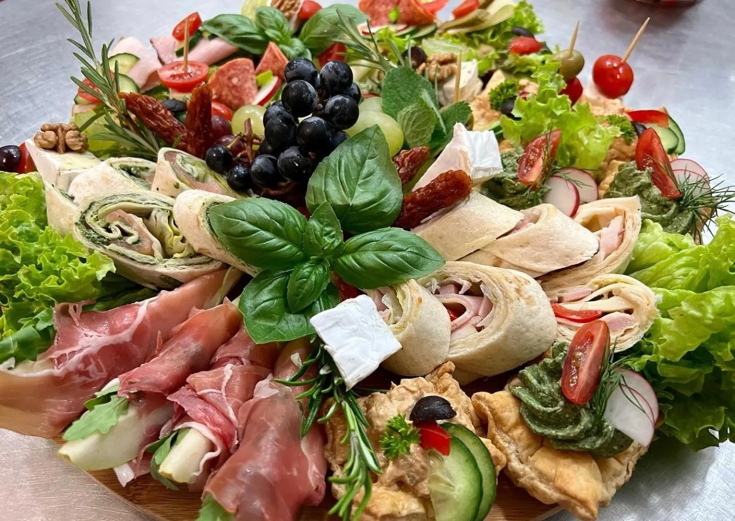 Restaurant/places to eat in Hotel i Restauracja Castle