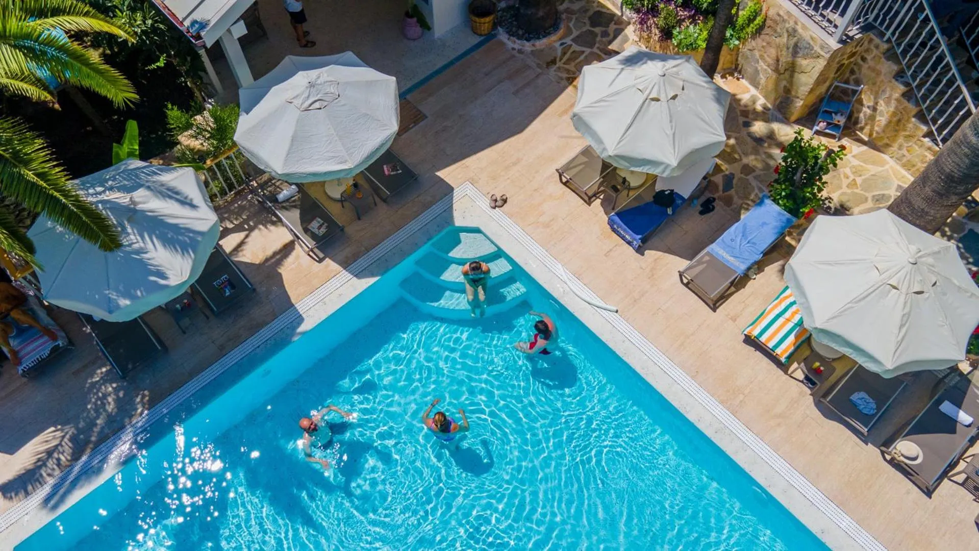 Golden Lighthouse Hotel