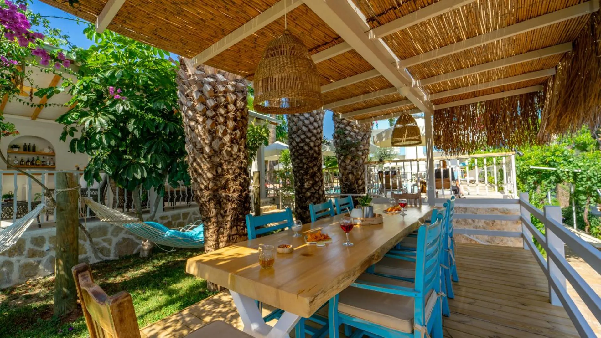 Golden Lighthouse Hotel