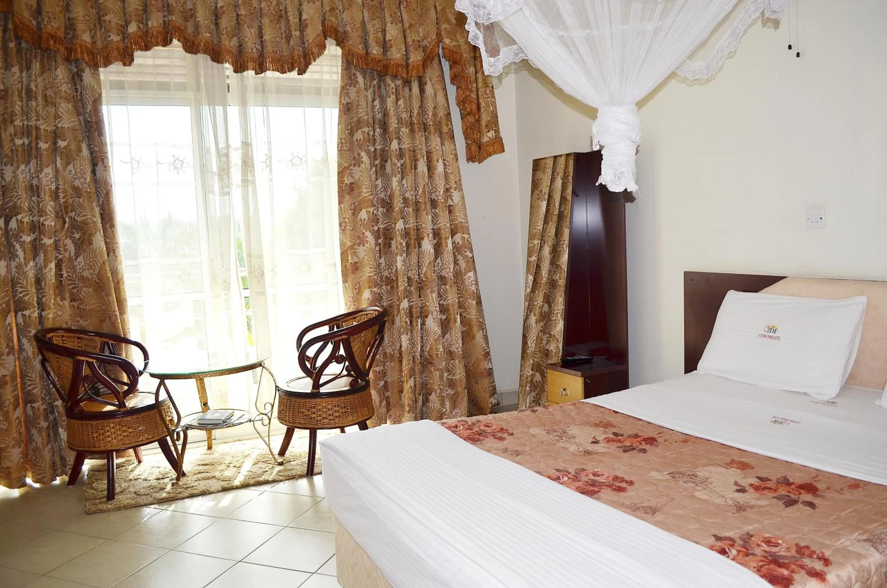 Photo of the whole room in Victoria Travel Hotel