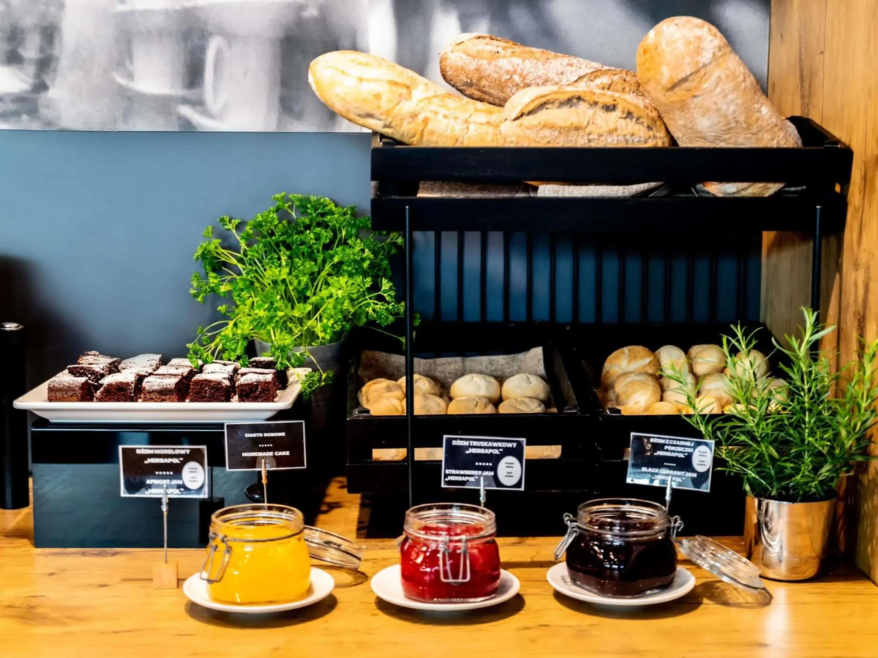 Breakfast in Ibis Poznan Stare Miasto