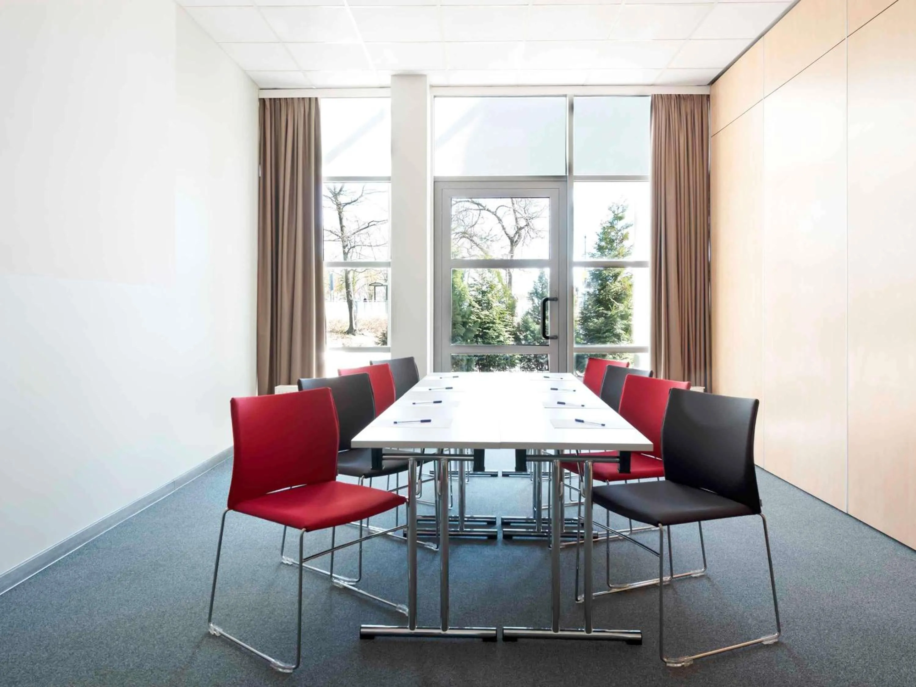 Meeting/conference room in Ibis Poznan Stare Miasto