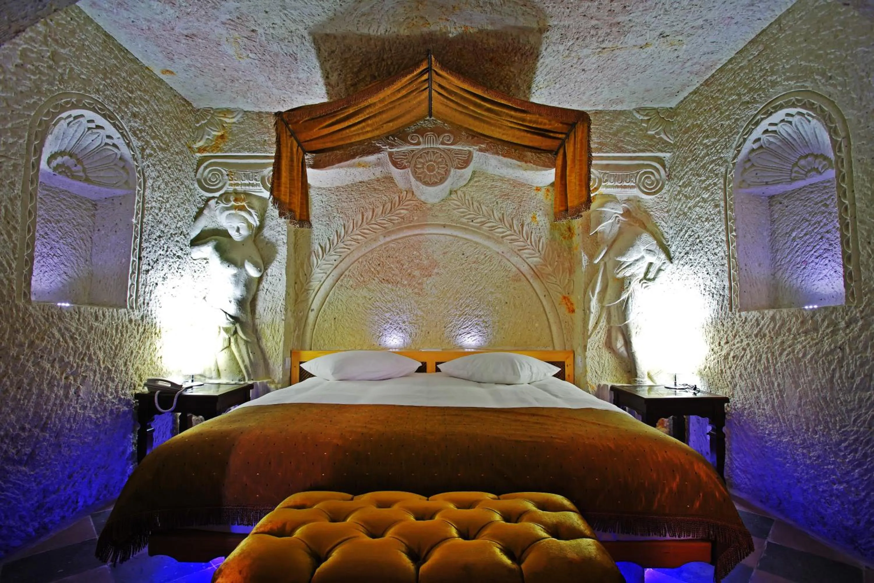 Photo of the whole room, Bed in Cappadocia Perimasali Cave Hotel