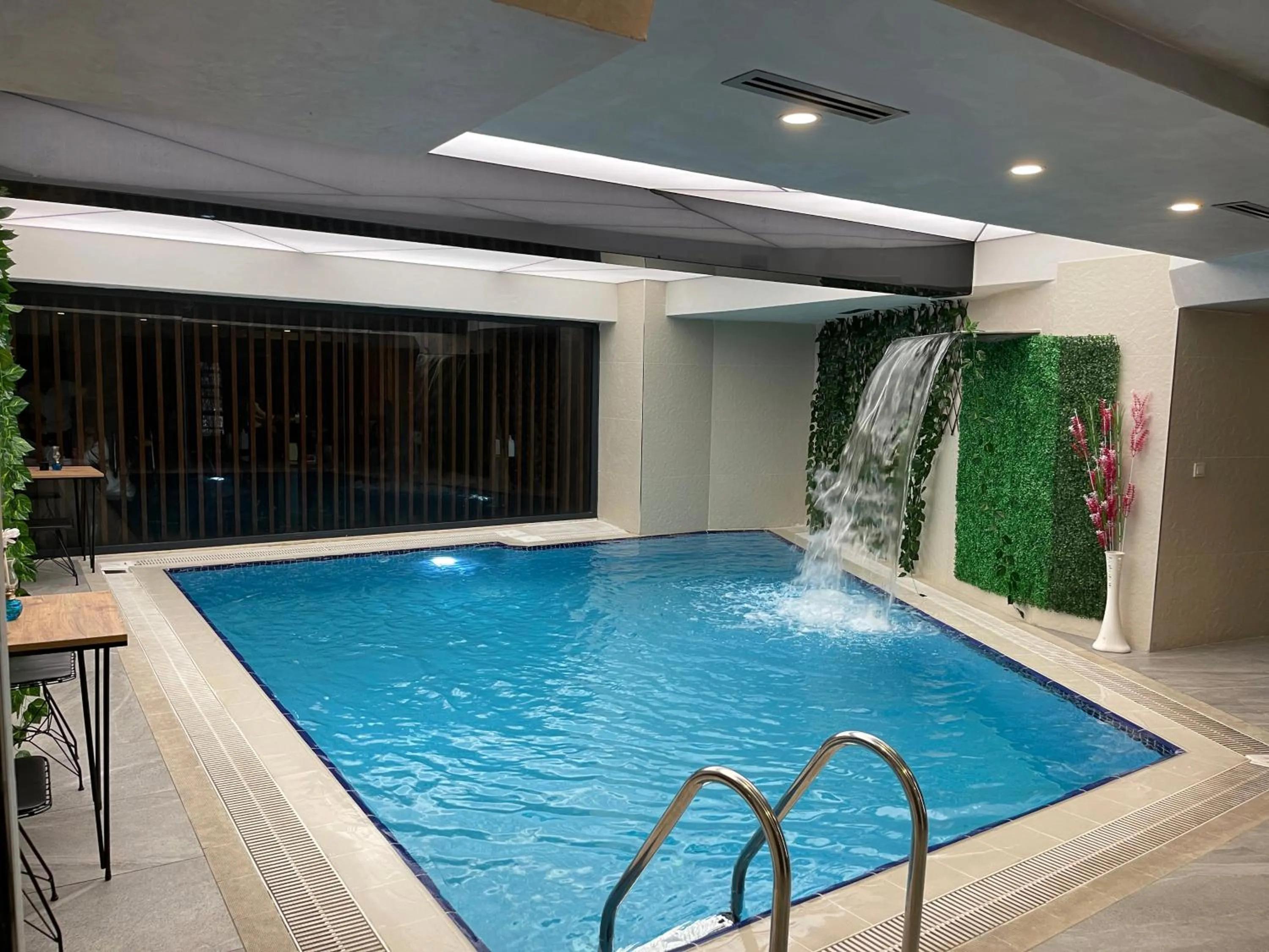 Pool view in Martinenz Hotel