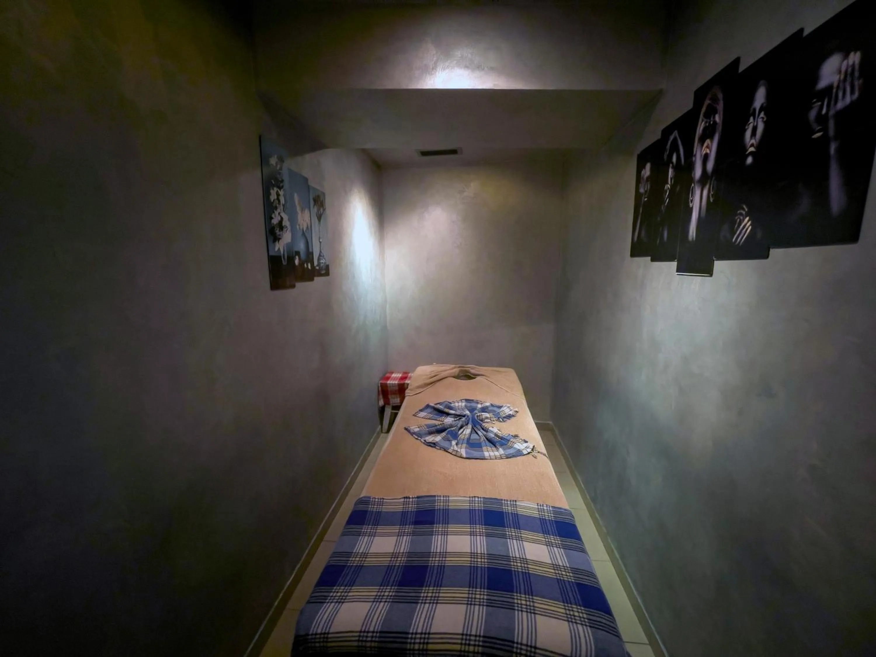 Massage, Bed in Martinenz Hotel