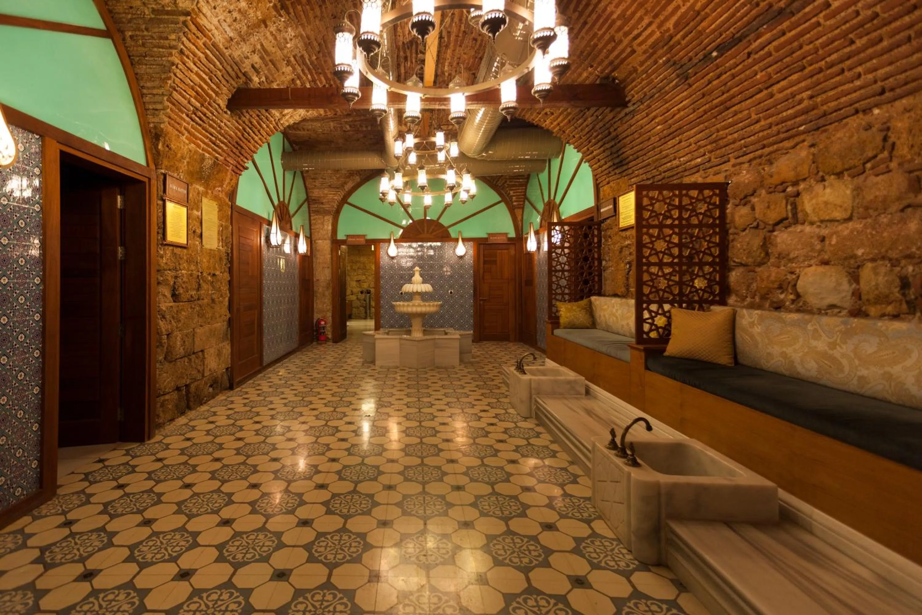 Steam room, Lobby/Reception in Kervansaray Thermal Convention Center & Spa