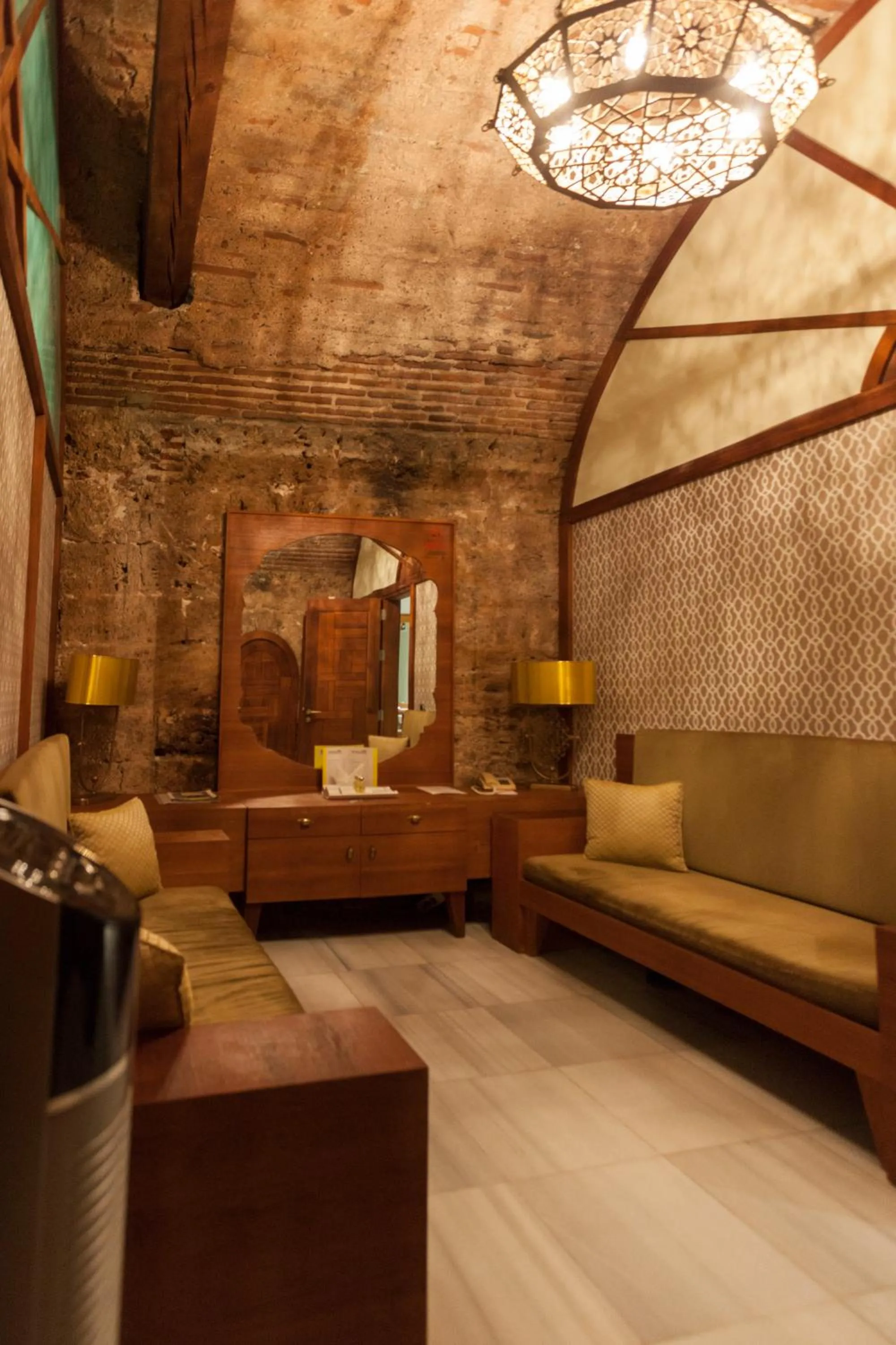 Steam room, Seating Area in Kervansaray Thermal Convention Center & Spa