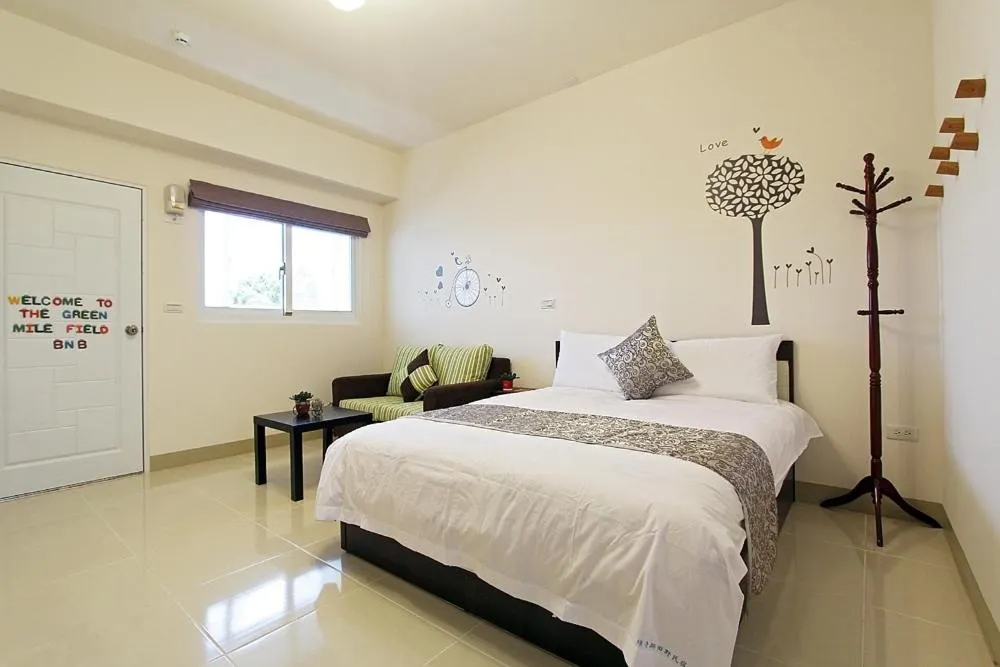 Bed in The Green Mile Field B&B