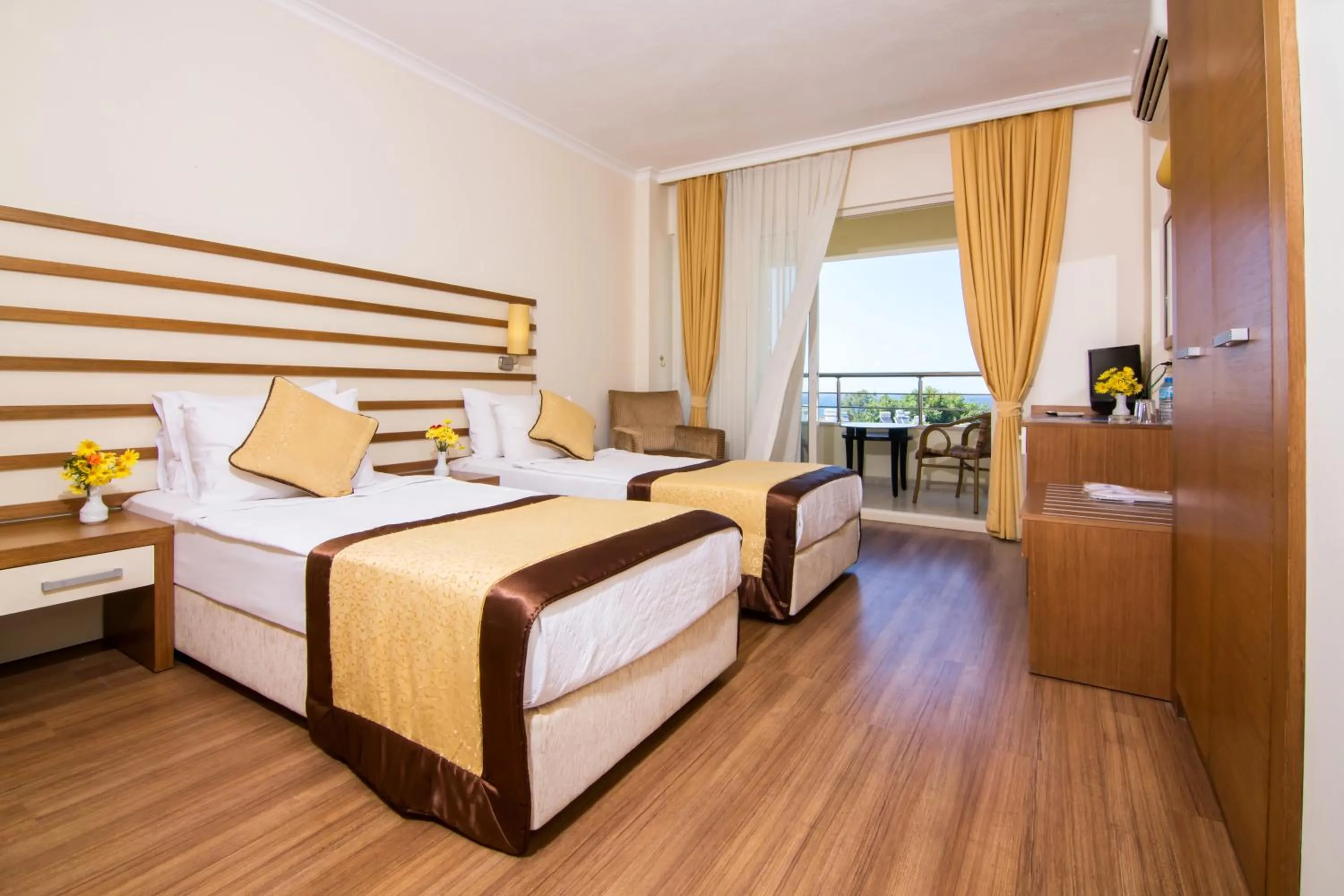 Bed in Hotel Akbulut & Spa