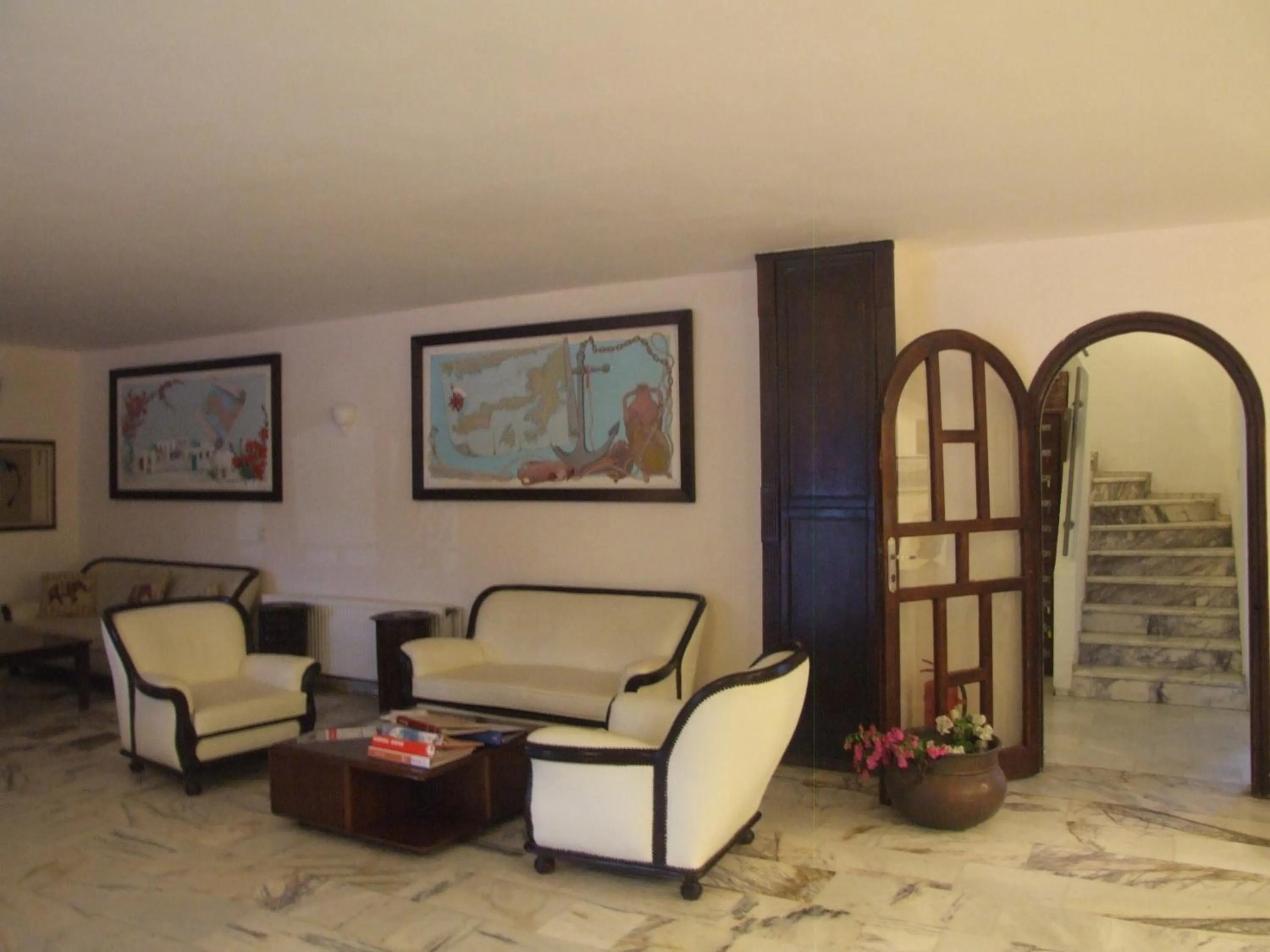 Lobby or reception in Serhan Hotel
